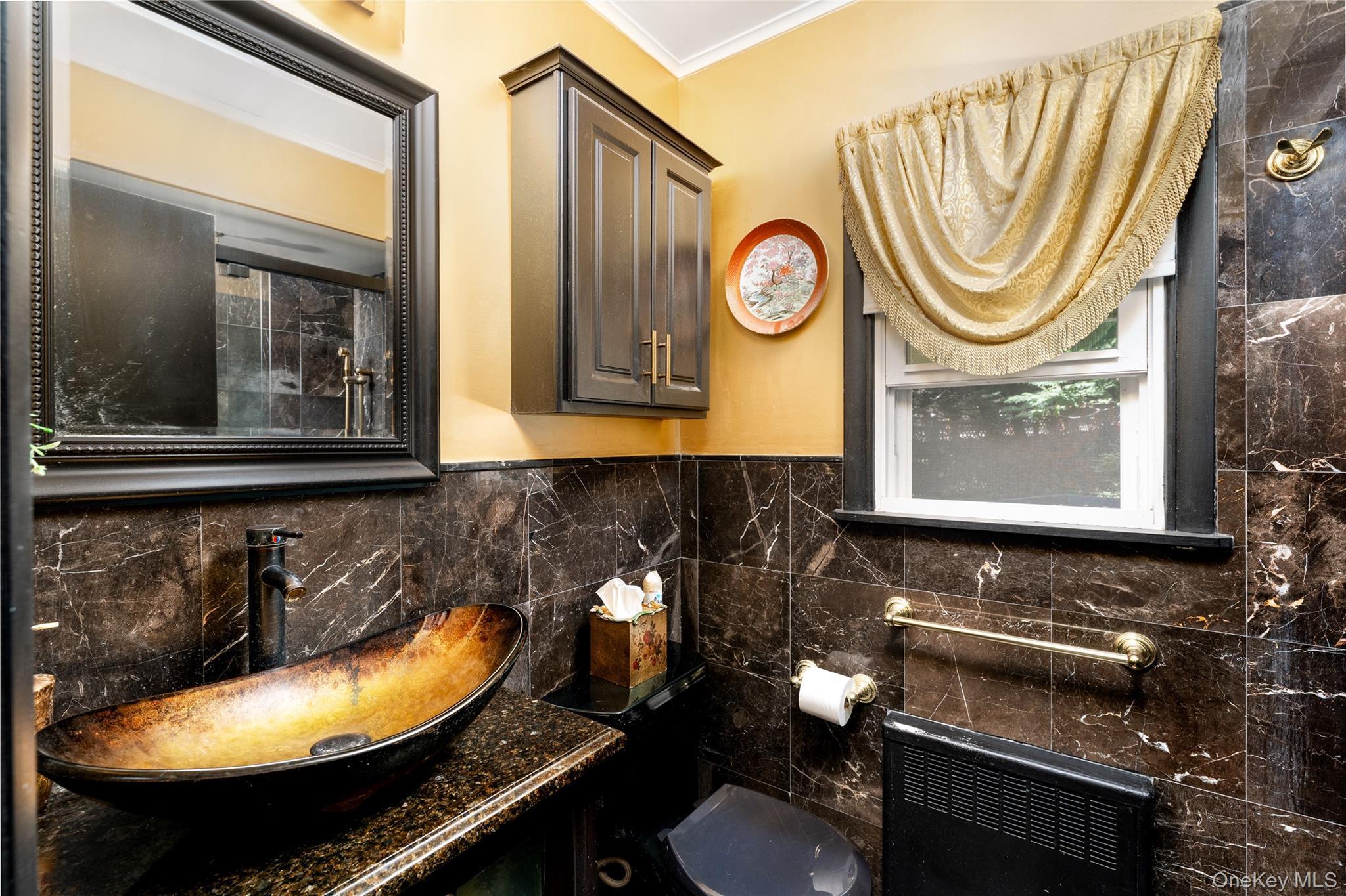 Single Family Quaker  Suffolk County, NY 11790, MLS-886109-15