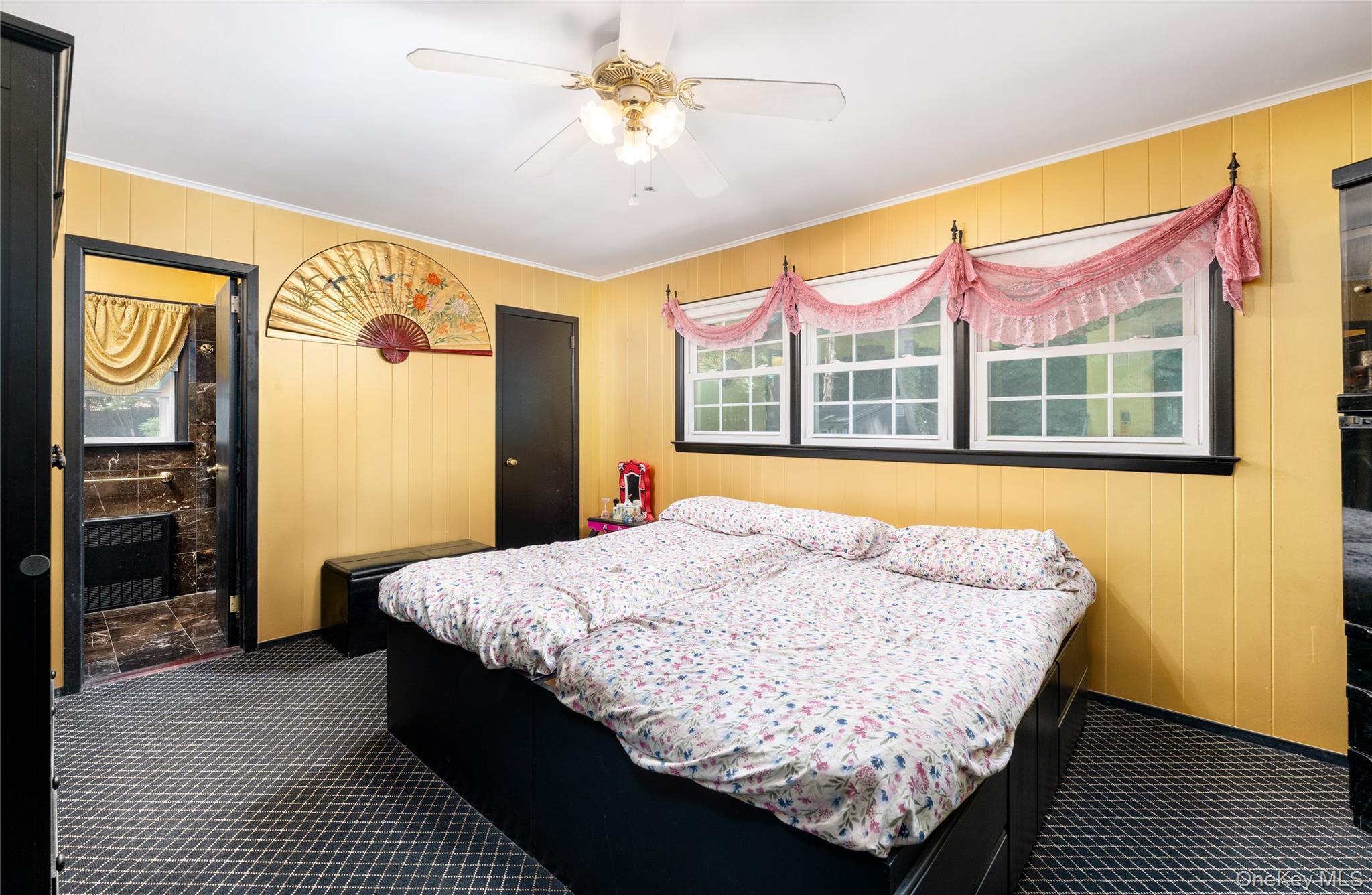 Single Family Quaker  Suffolk County, NY 11790, MLS-886109-16