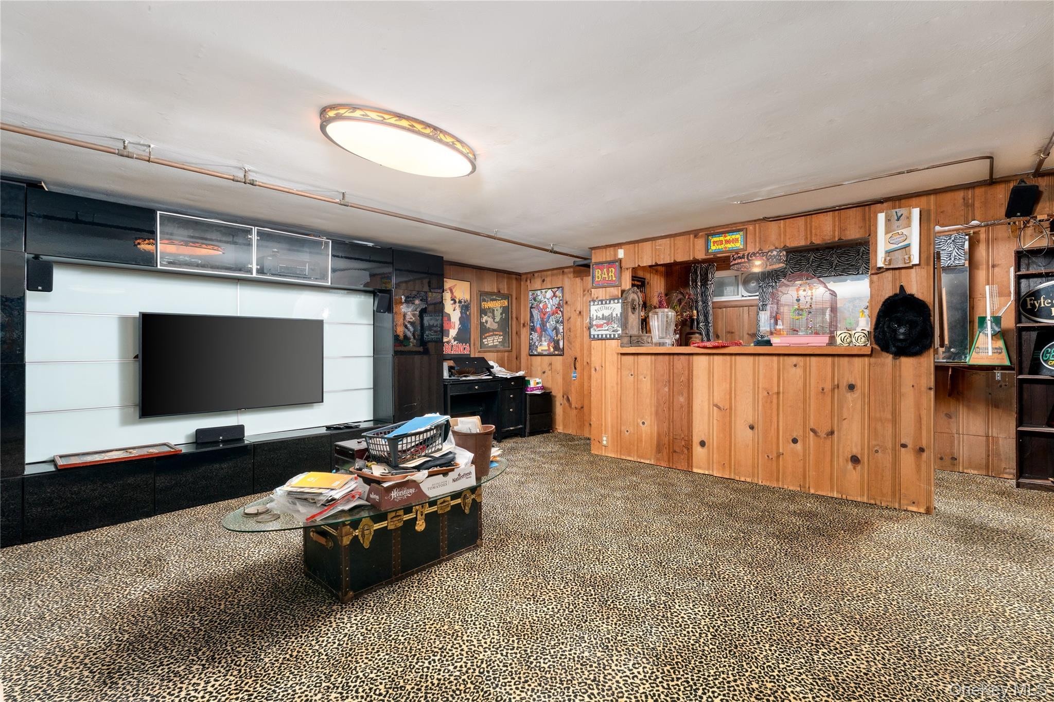 Single Family Quaker  Suffolk County, NY 11790, MLS-886109-19