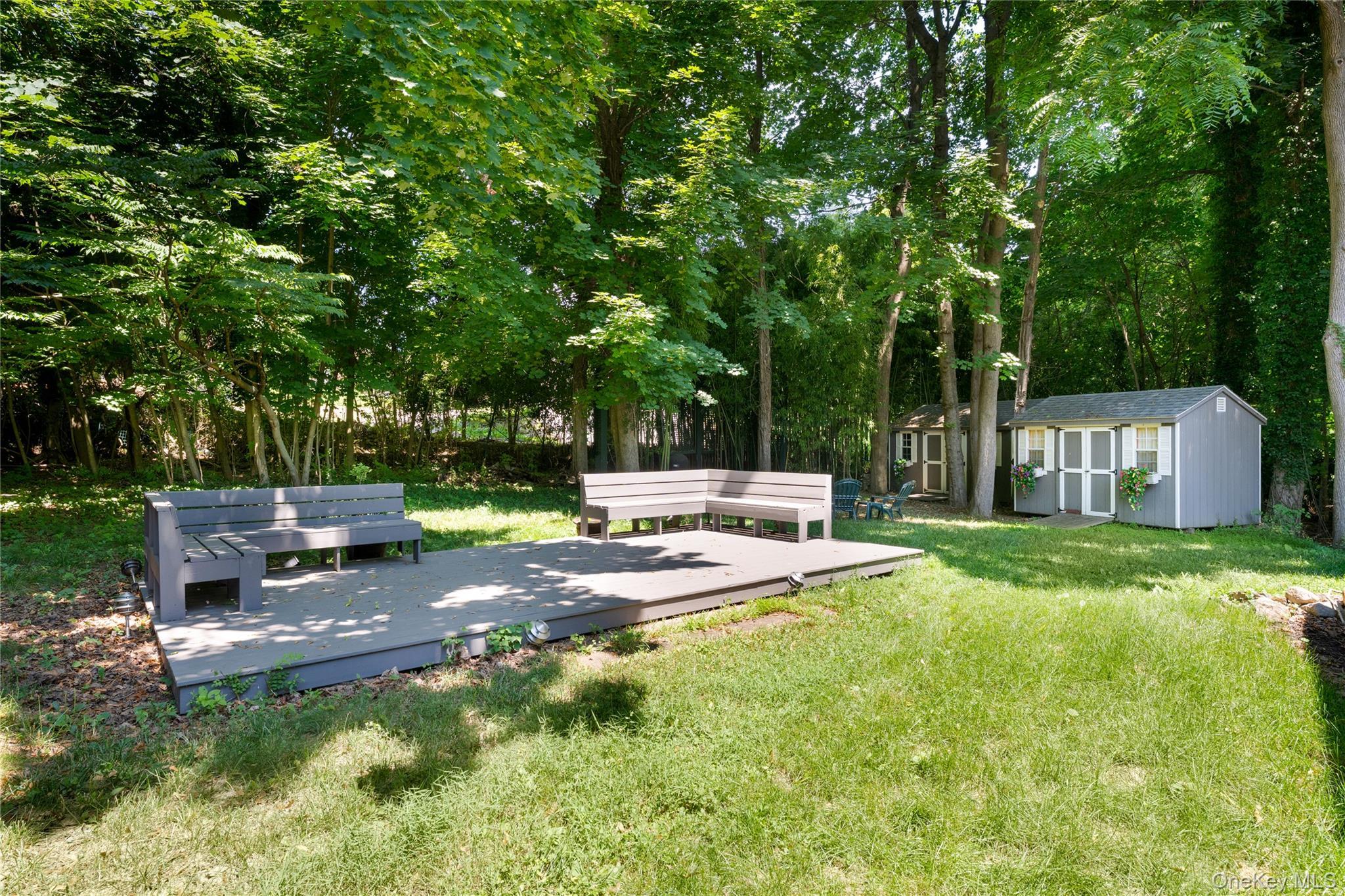 Single Family Quaker  Suffolk County, NY 11790, MLS-886109-22