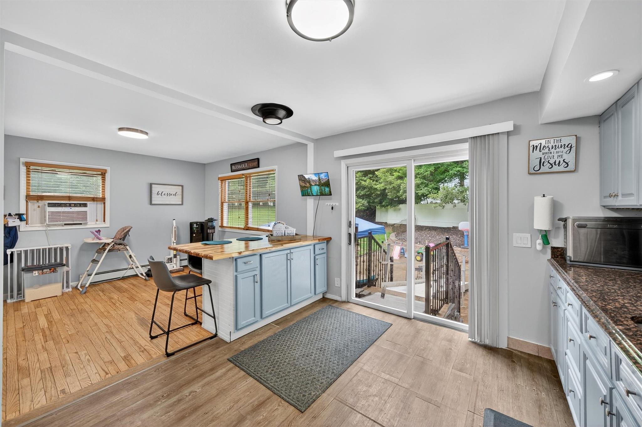 Single Family Fair Oaks  Orange County, NY 10940, MLS-886119-16