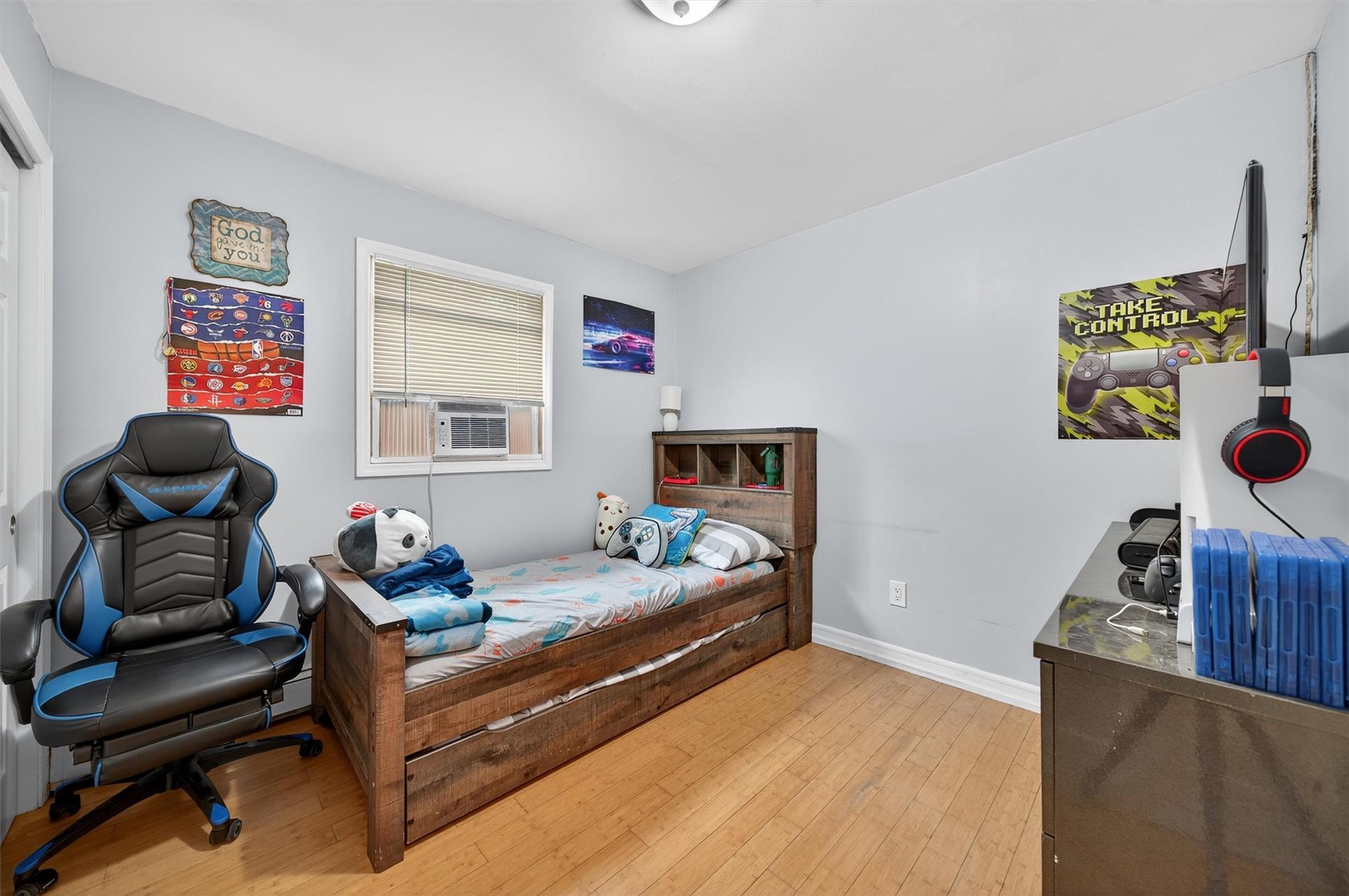 Single Family Fair Oaks  Orange County, NY 10940, MLS-886119-24