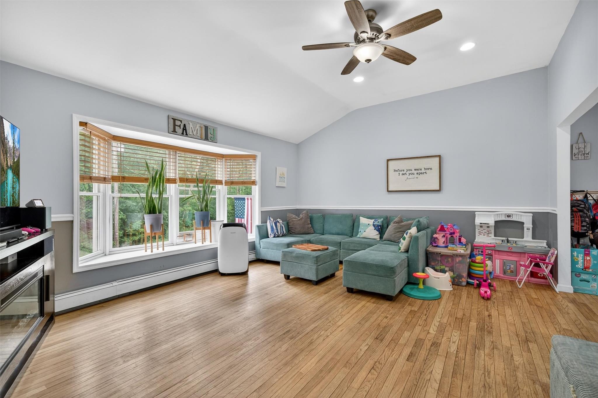 Single Family Fair Oaks  Orange County, NY 10940, MLS-886119-7
