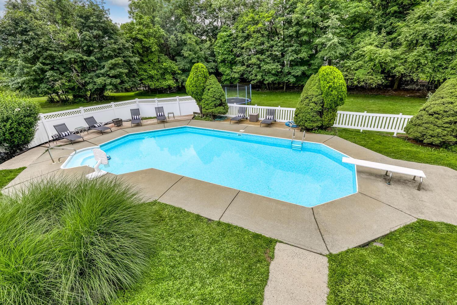 Single Family Lime Kiln Rockland County, NY 10901, MLS-886171-8