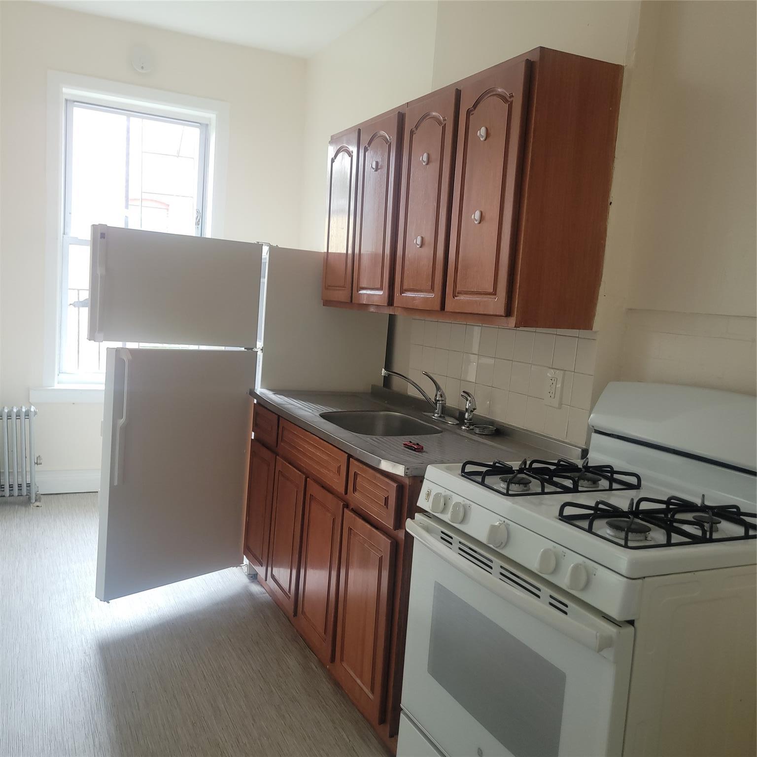 Commercial Sale Logan  Brooklyn, NY 11208, MLS-886244-5