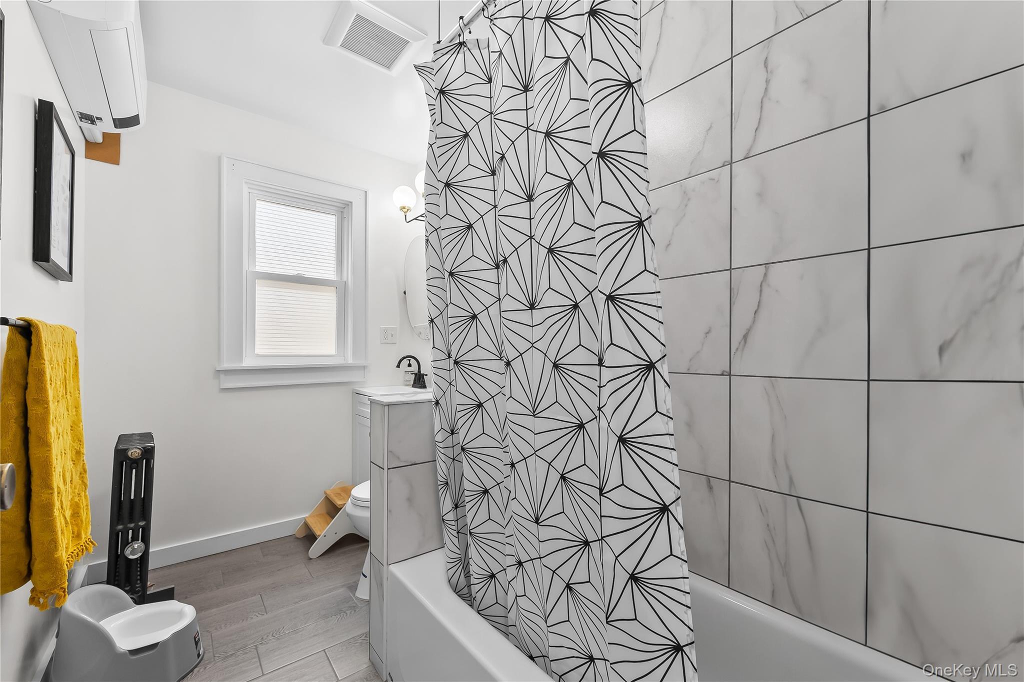 Single Family Beechwood  Westchester County, NY 10553, MLS-886277-17