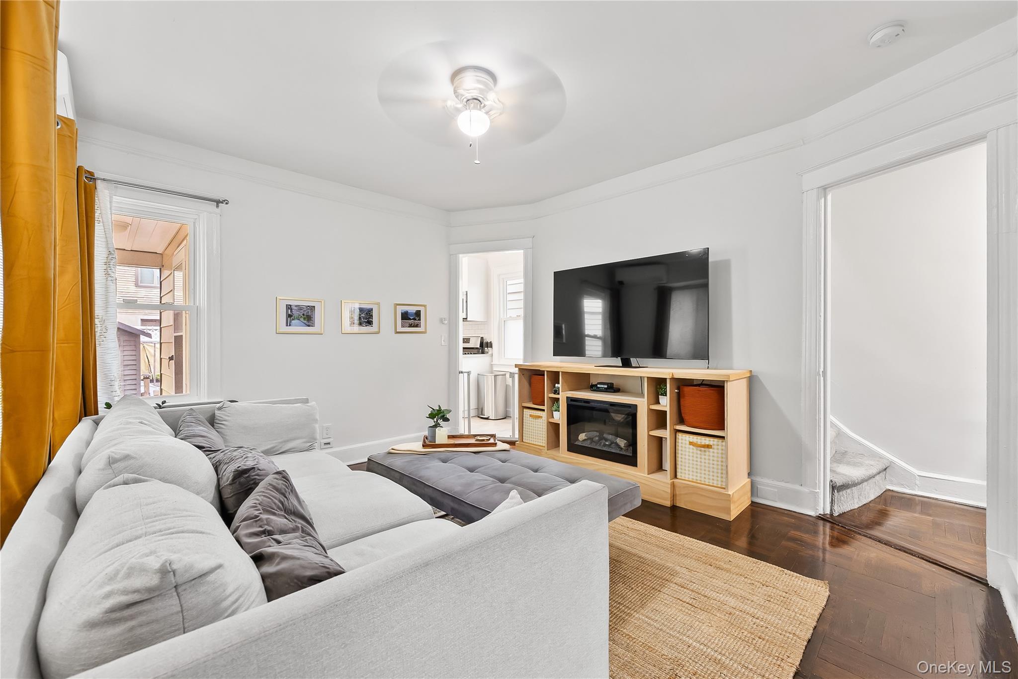 Single Family Beechwood  Westchester County, NY 10553, MLS-886277-2