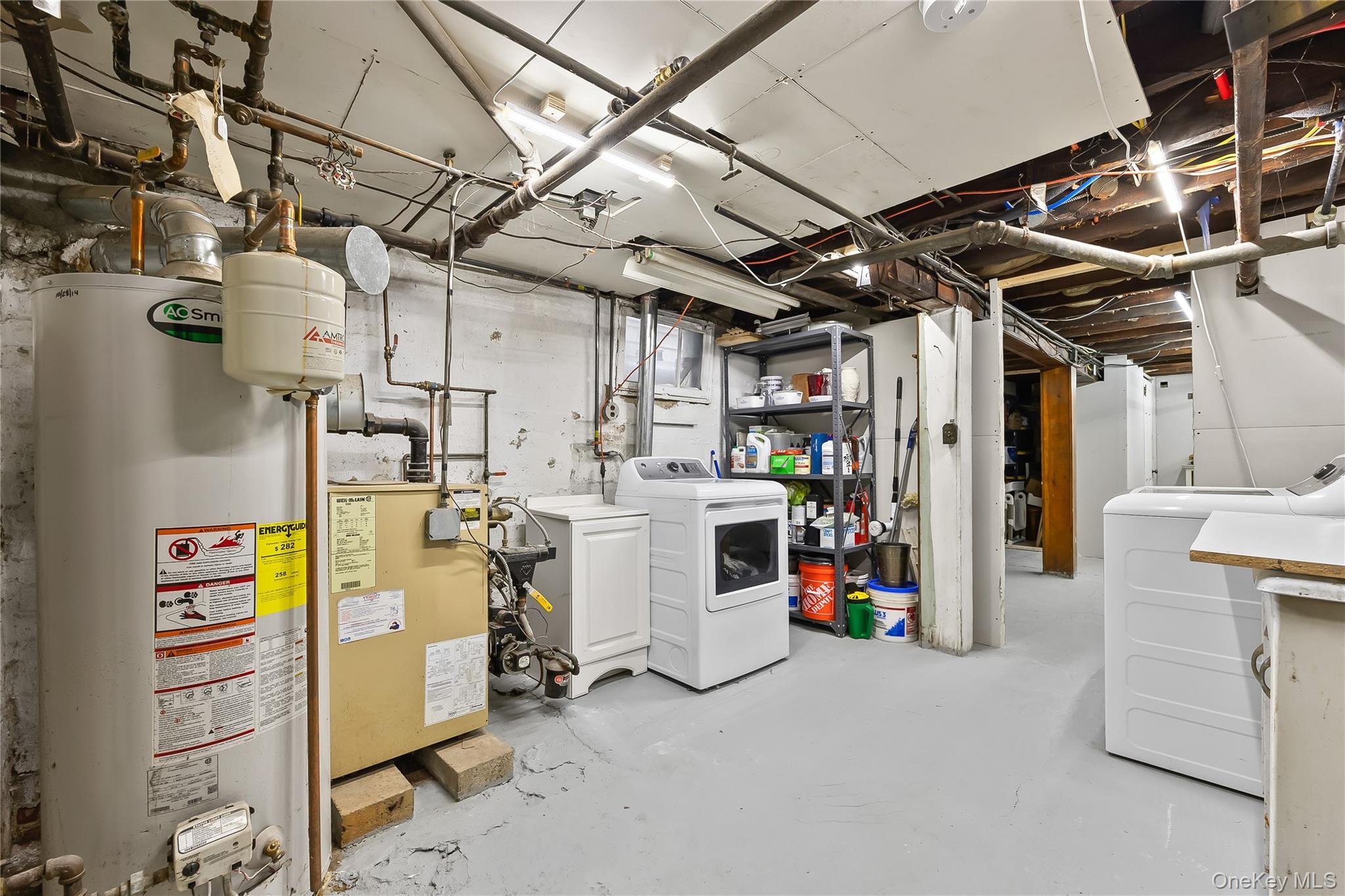 Single Family Beechwood  Westchester County, NY 10553, MLS-886277-23