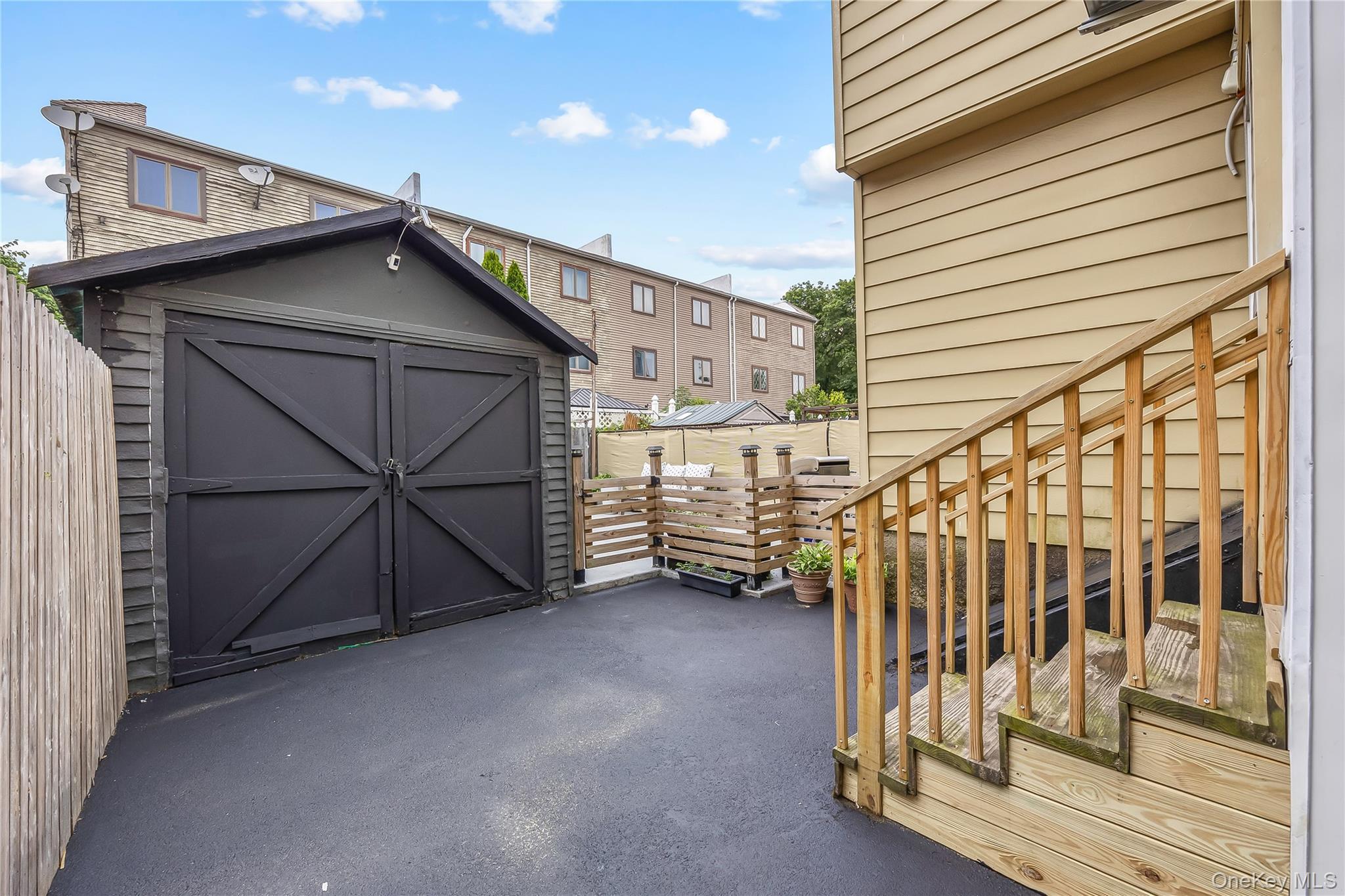 Single Family Beechwood  Westchester County, NY 10553, MLS-886277-24