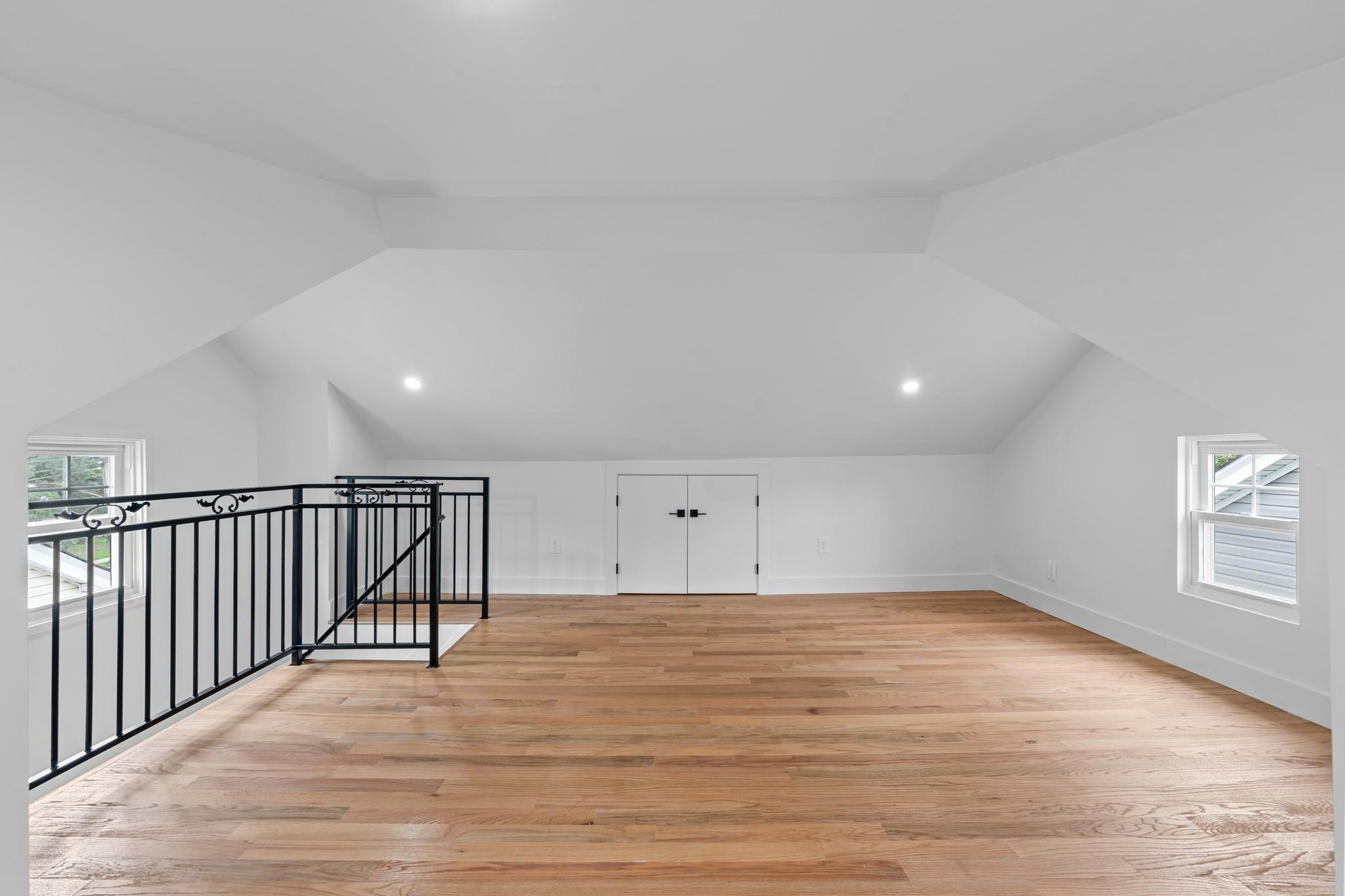 Single Family Weller  Queens, NY 11422, MLS-886286-12
