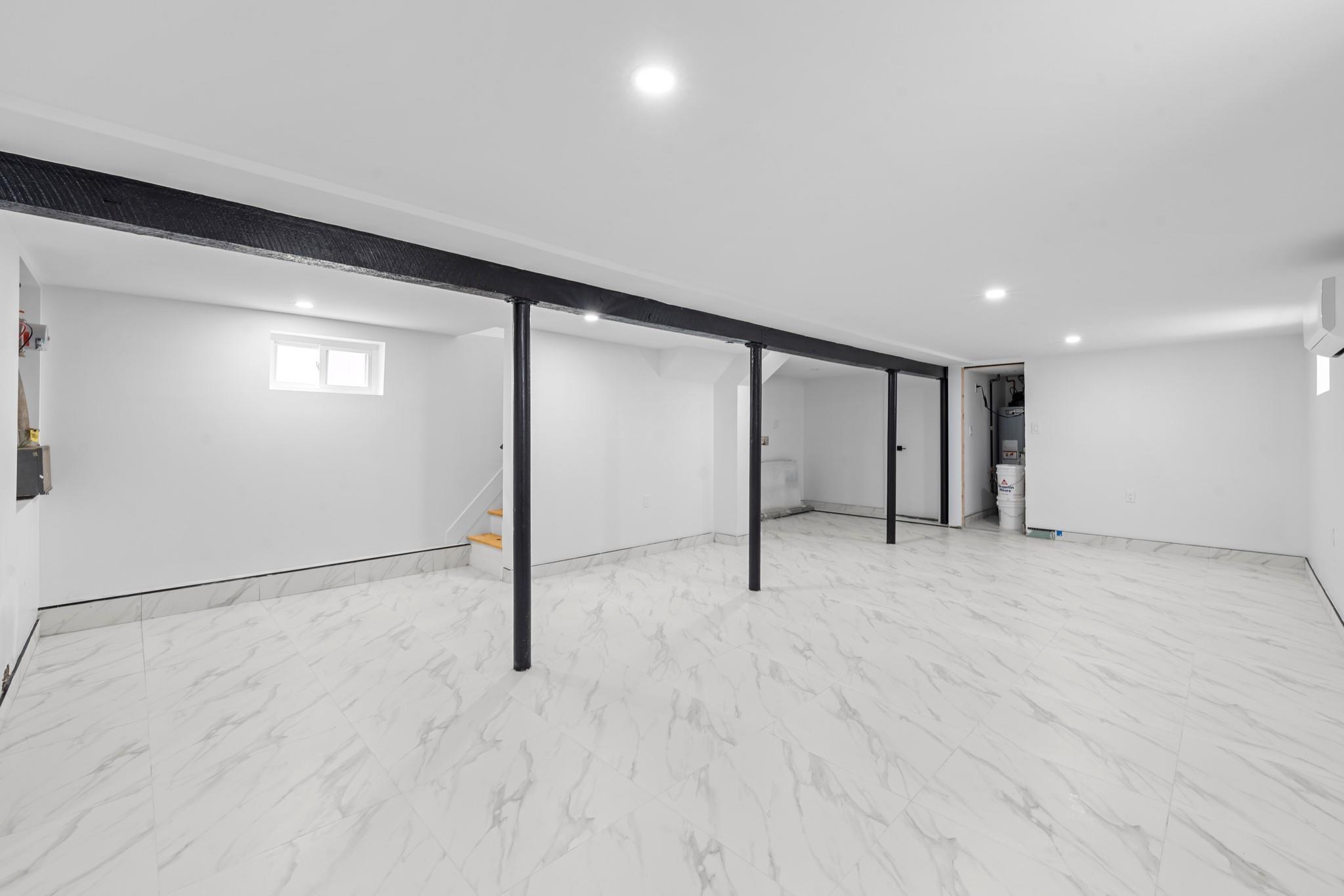 Single Family Weller  Queens, NY 11422, MLS-886286-13