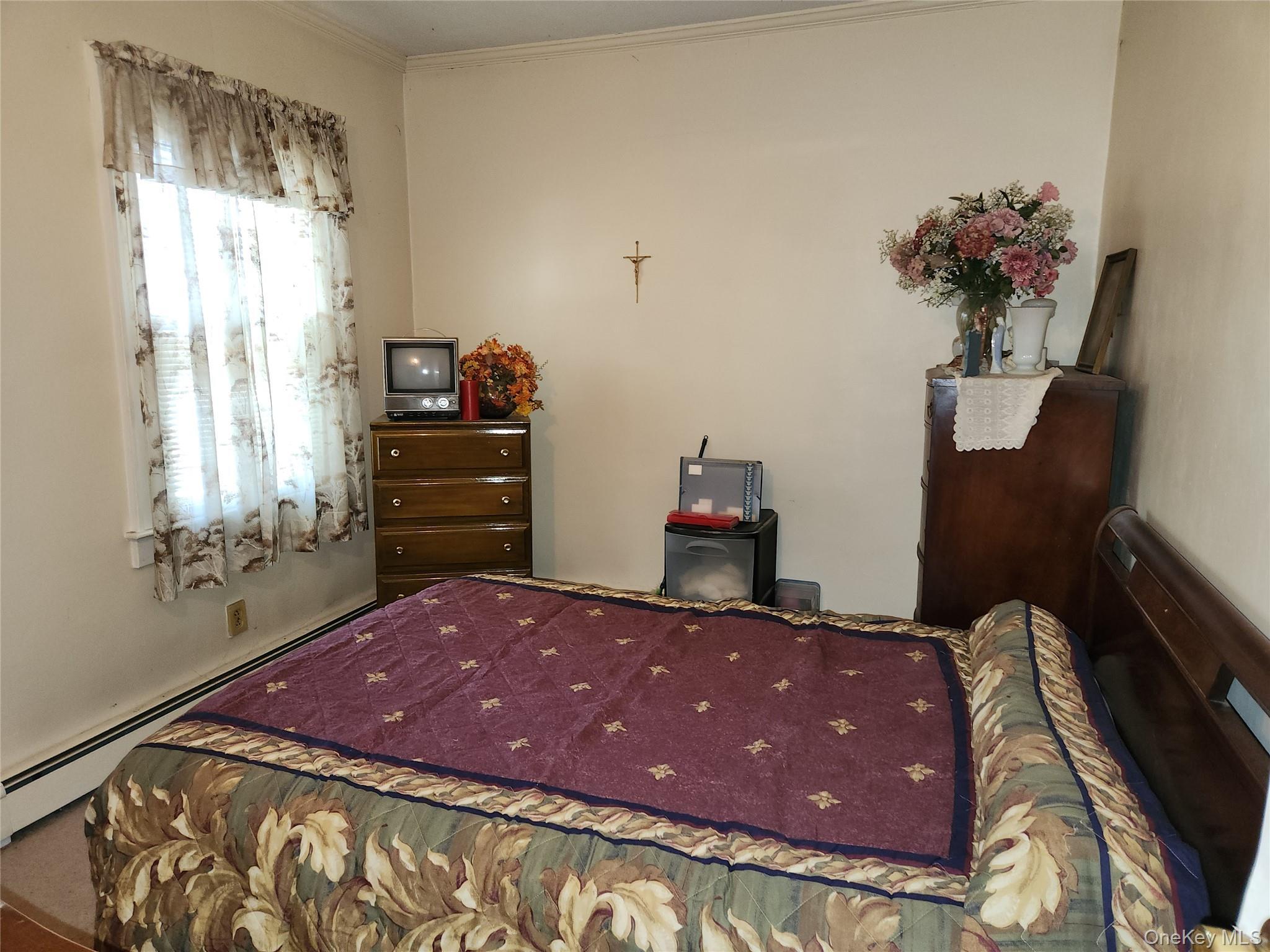 Single Family Argyle  Nassau County, NY 11580, MLS-886292-11