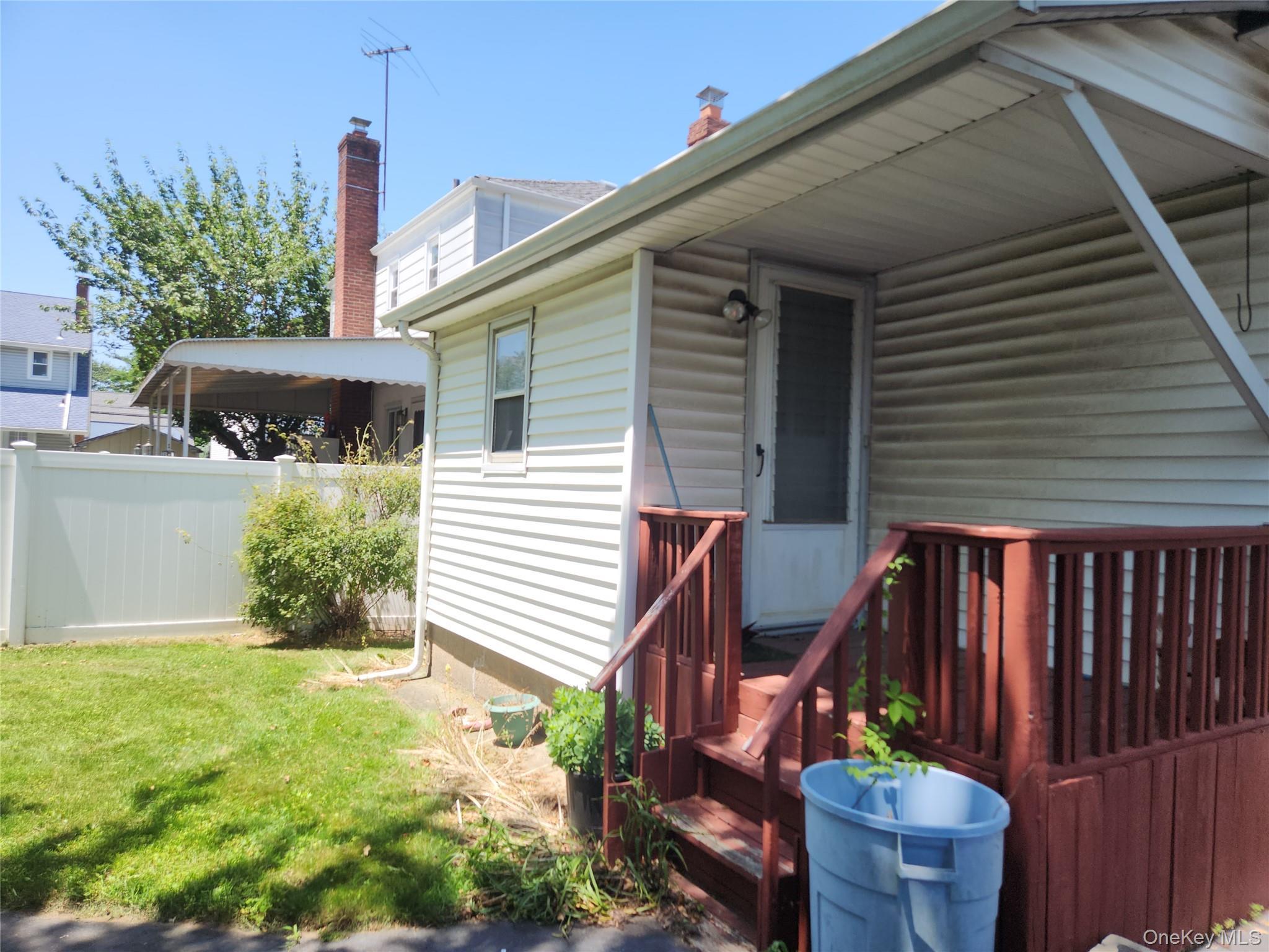 Single Family Argyle  Nassau County, NY 11580, MLS-886292-4