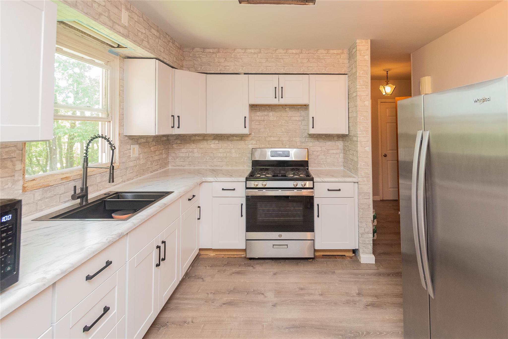 Single Family Hillside  Sullivan County, NY 12779, MLS-886306-6