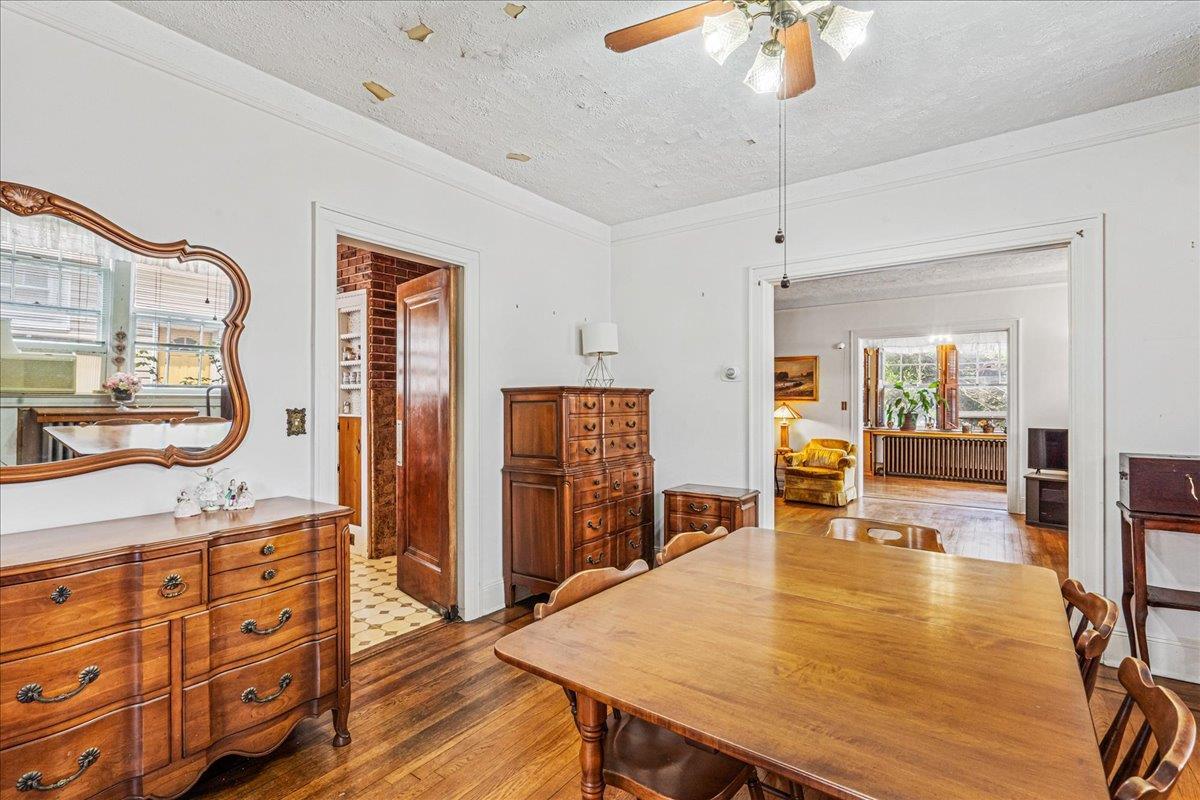 Single Family Cryders  Queens, NY 11357, MLS-886312-10