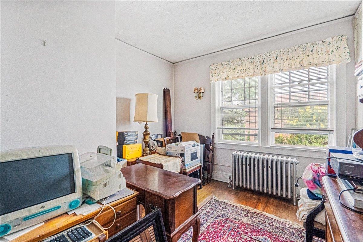 Single Family Cryders  Queens, NY 11357, MLS-886312-18