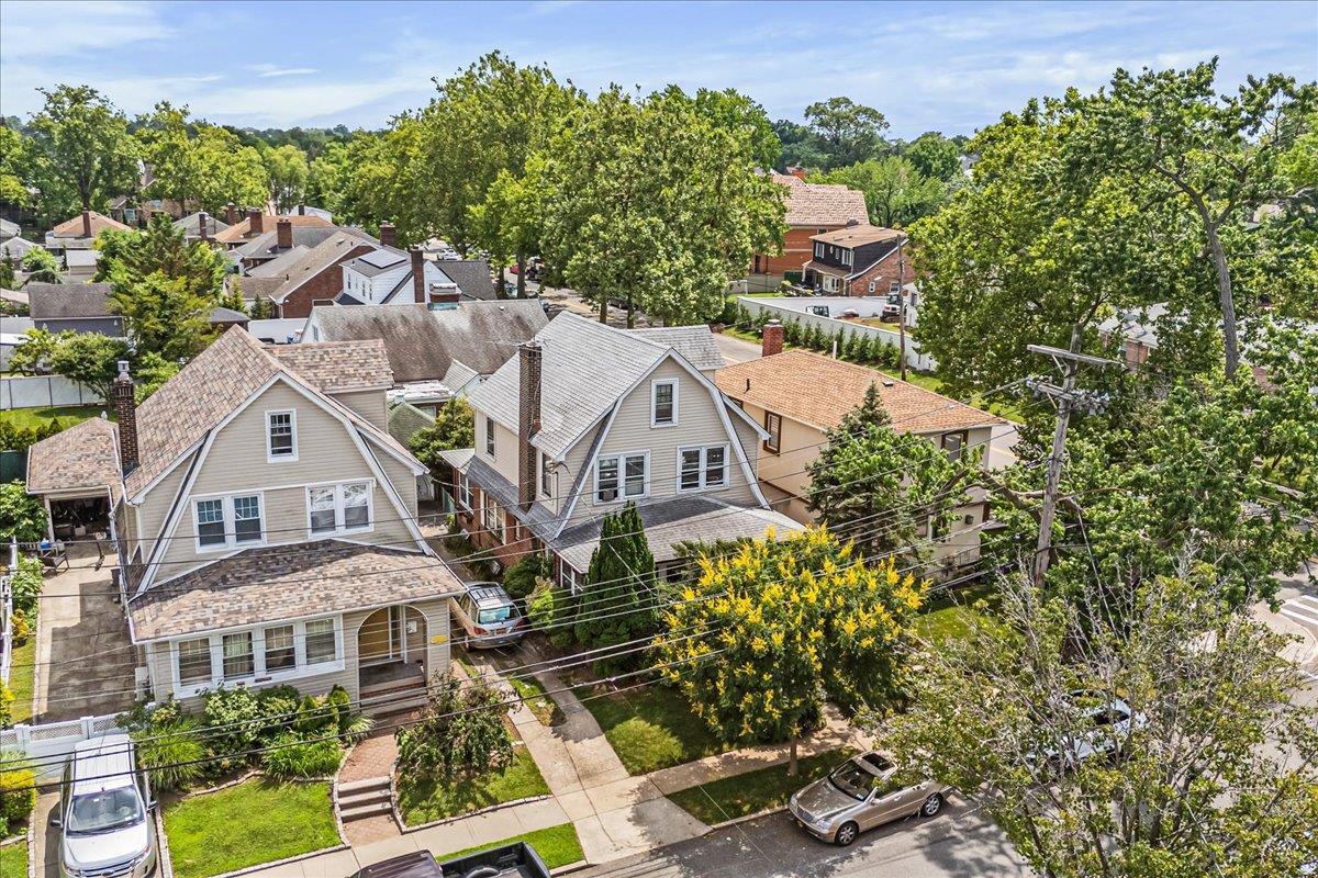 Single Family Cryders  Queens, NY 11357, MLS-886312-6
