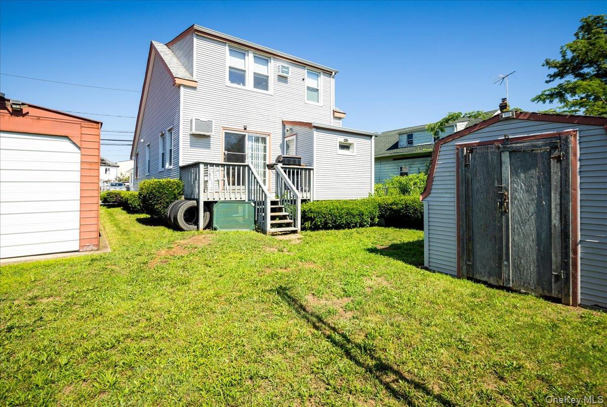 Single Family Gotham Nassau County, NY 11003, MLS-886333-17