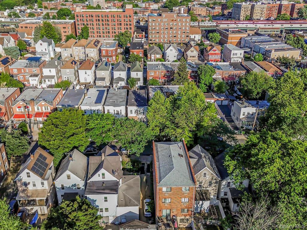 Single Family Matilda  Bronx, NY 10470, MLS-886340-23