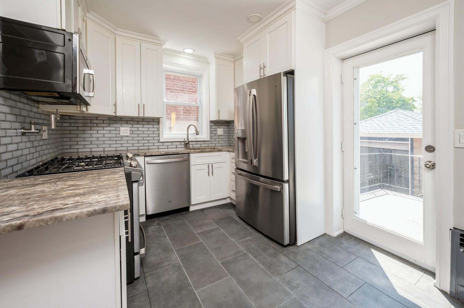 Single Family Pilot  Bronx, NY 10464, MLS-886392-6