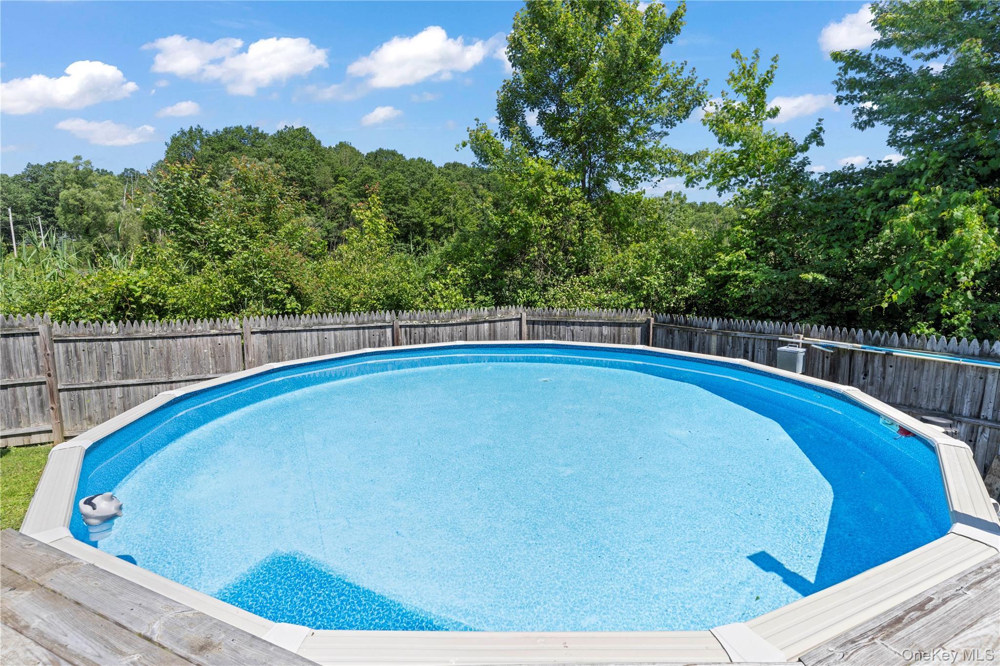 Single Family South  Ulster County, NY 12528, MLS-886460-22