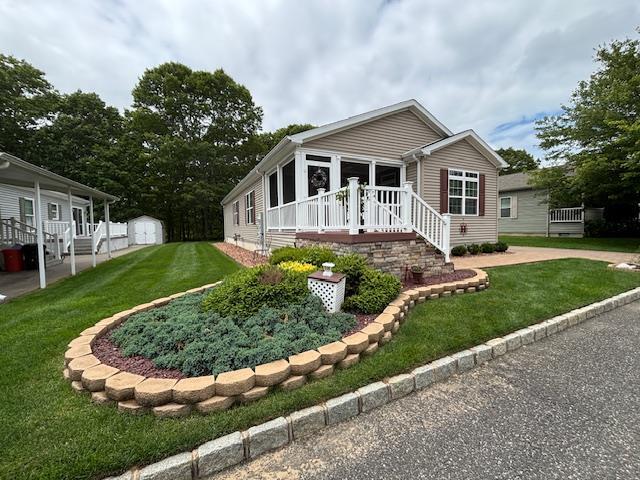 Single Family Old Country  Suffolk County, NY 11901, MLS-886462-2