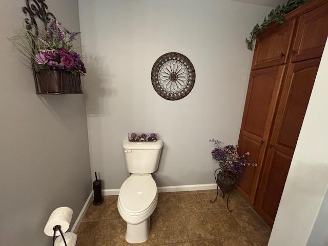 Single Family Old Country  Suffolk County, NY 11901, MLS-886462-34