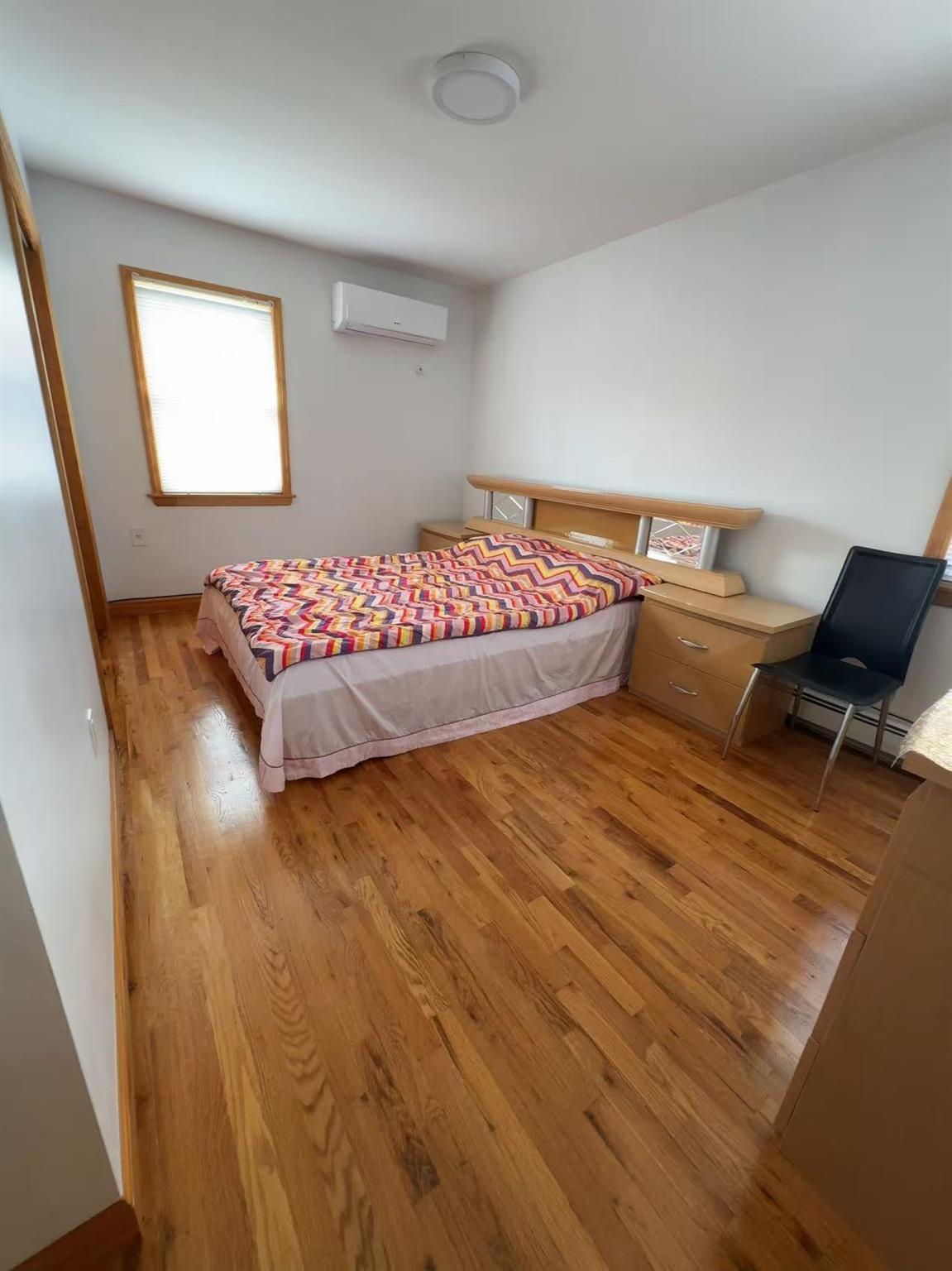 Single Family 261st  Queens, NY 11001, MLS-886549-4