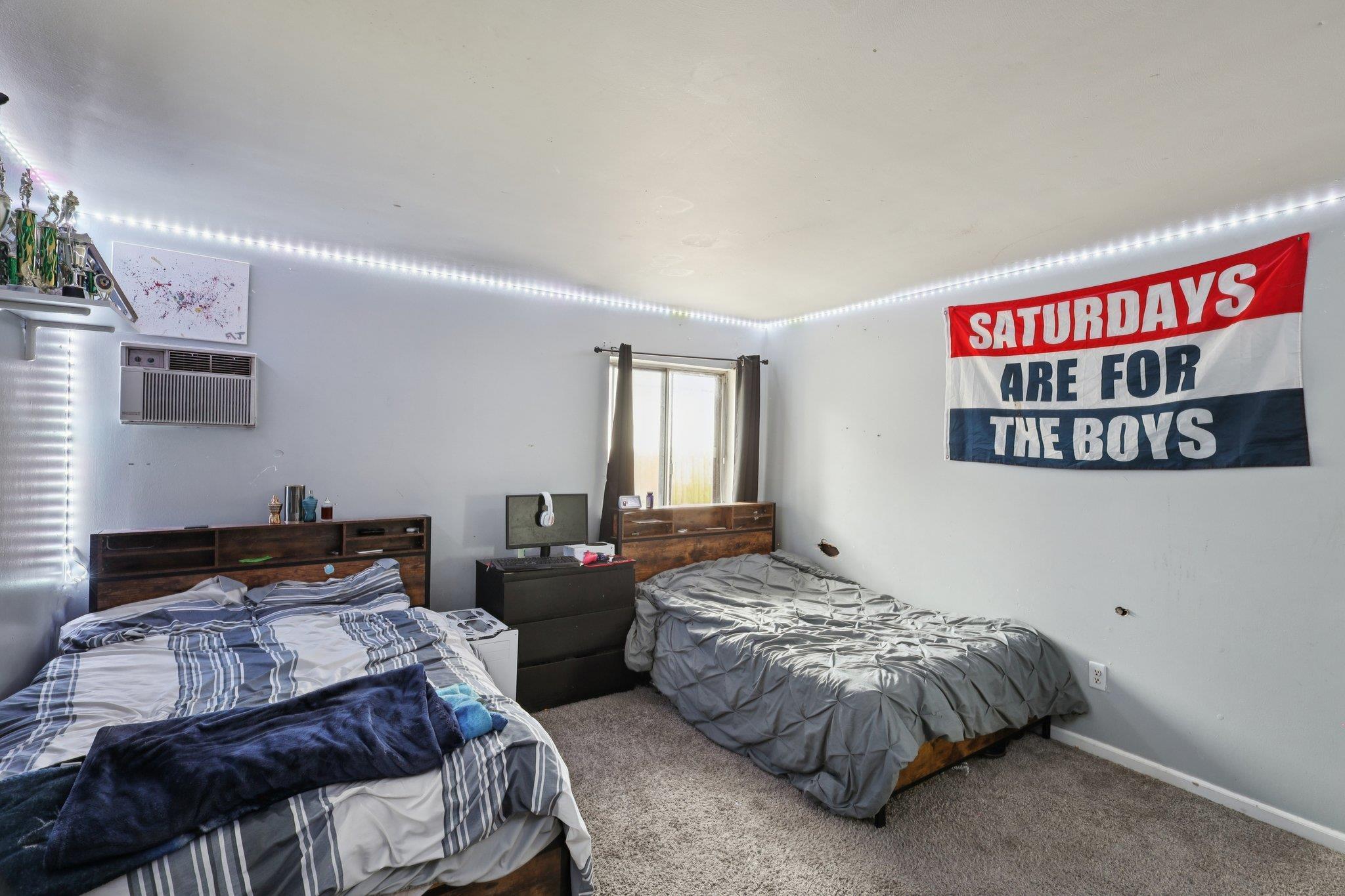 Single Family Lombardy  Suffolk County, NY 11967, MLS-886559-25