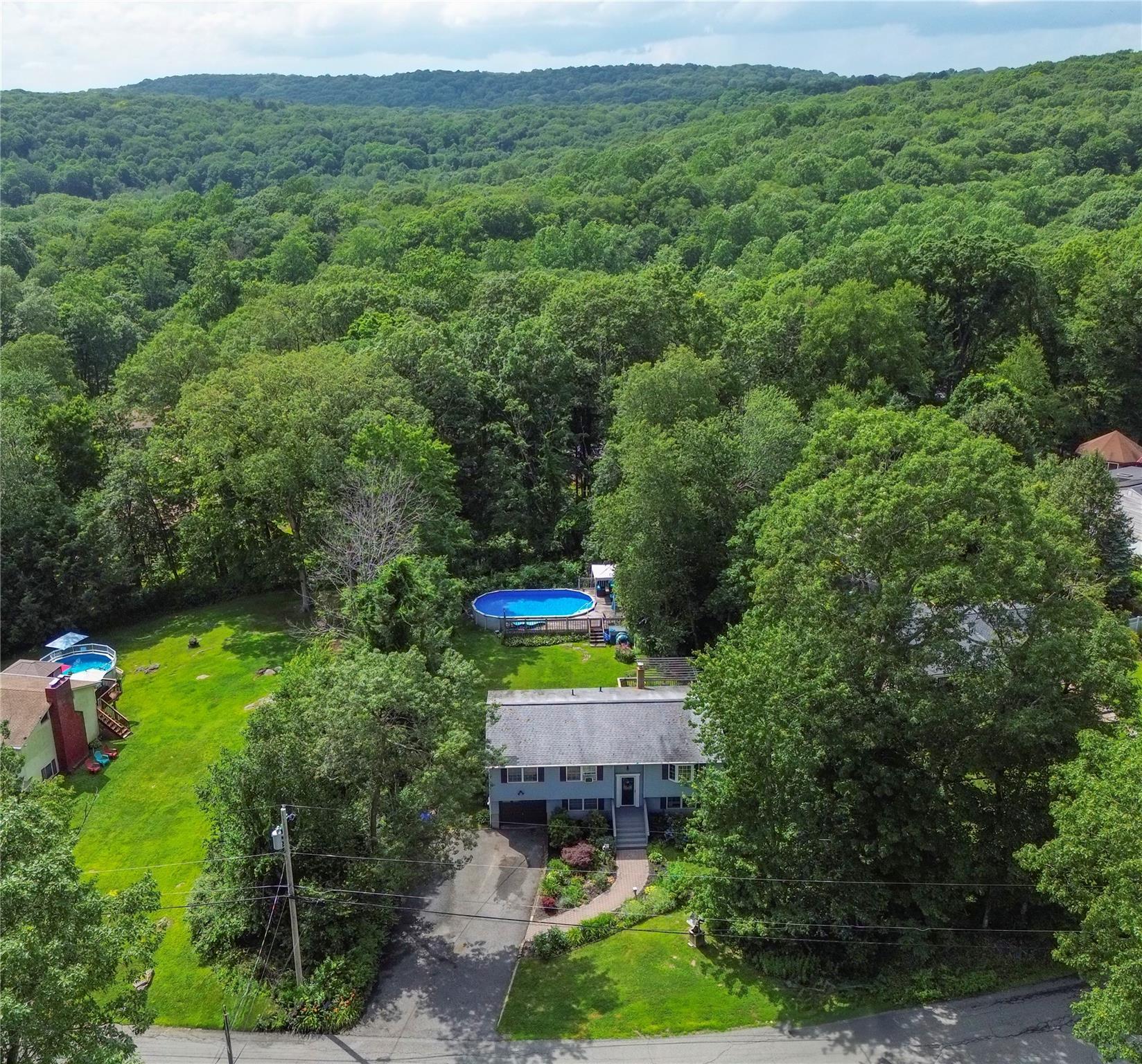 Single Family Kent Shore  Putnam County, NY 10512, MLS-886573-23