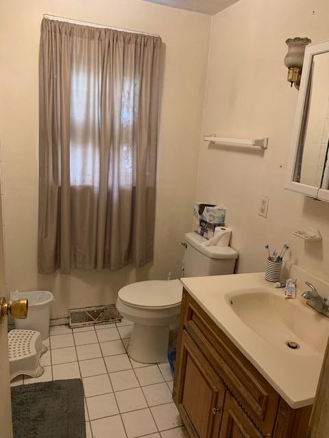 Single Family Pinedale  Suffolk County, NY 11738, MLS-886581-4