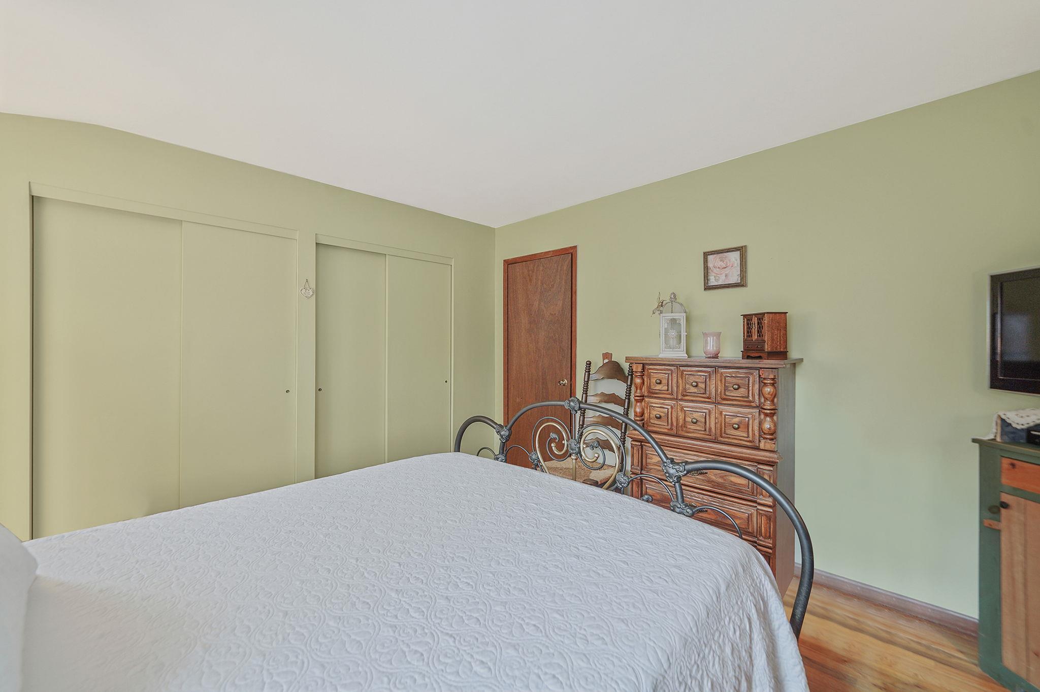 Single Family Pine Cone  Suffolk County, NY 11953, MLS-886594-12