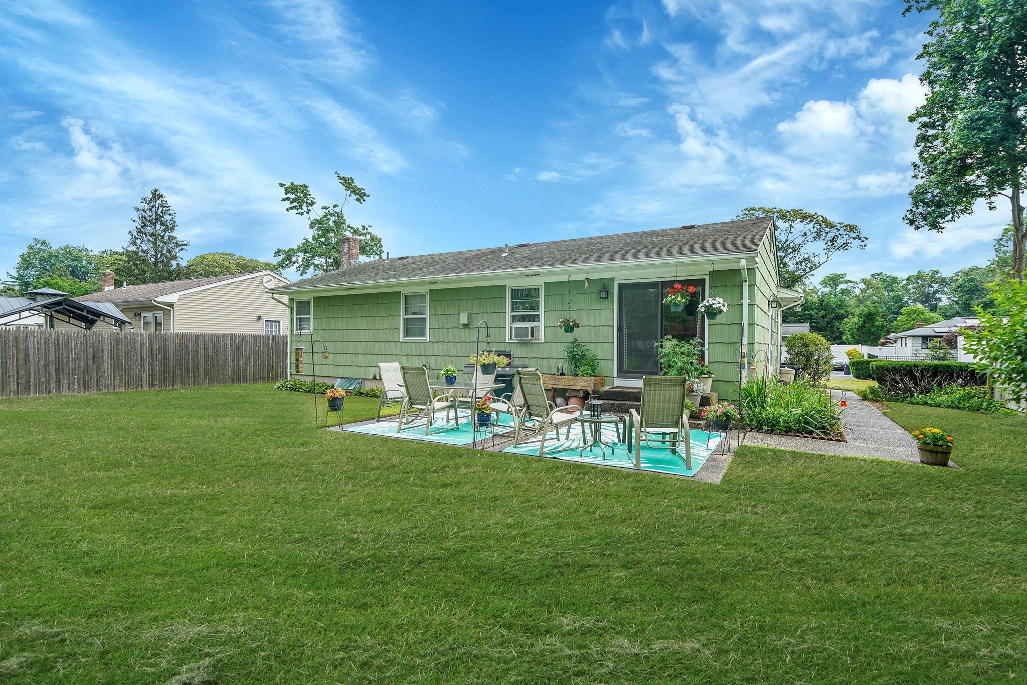 Single Family Pine Cone  Suffolk County, NY 11953, MLS-886594-22
