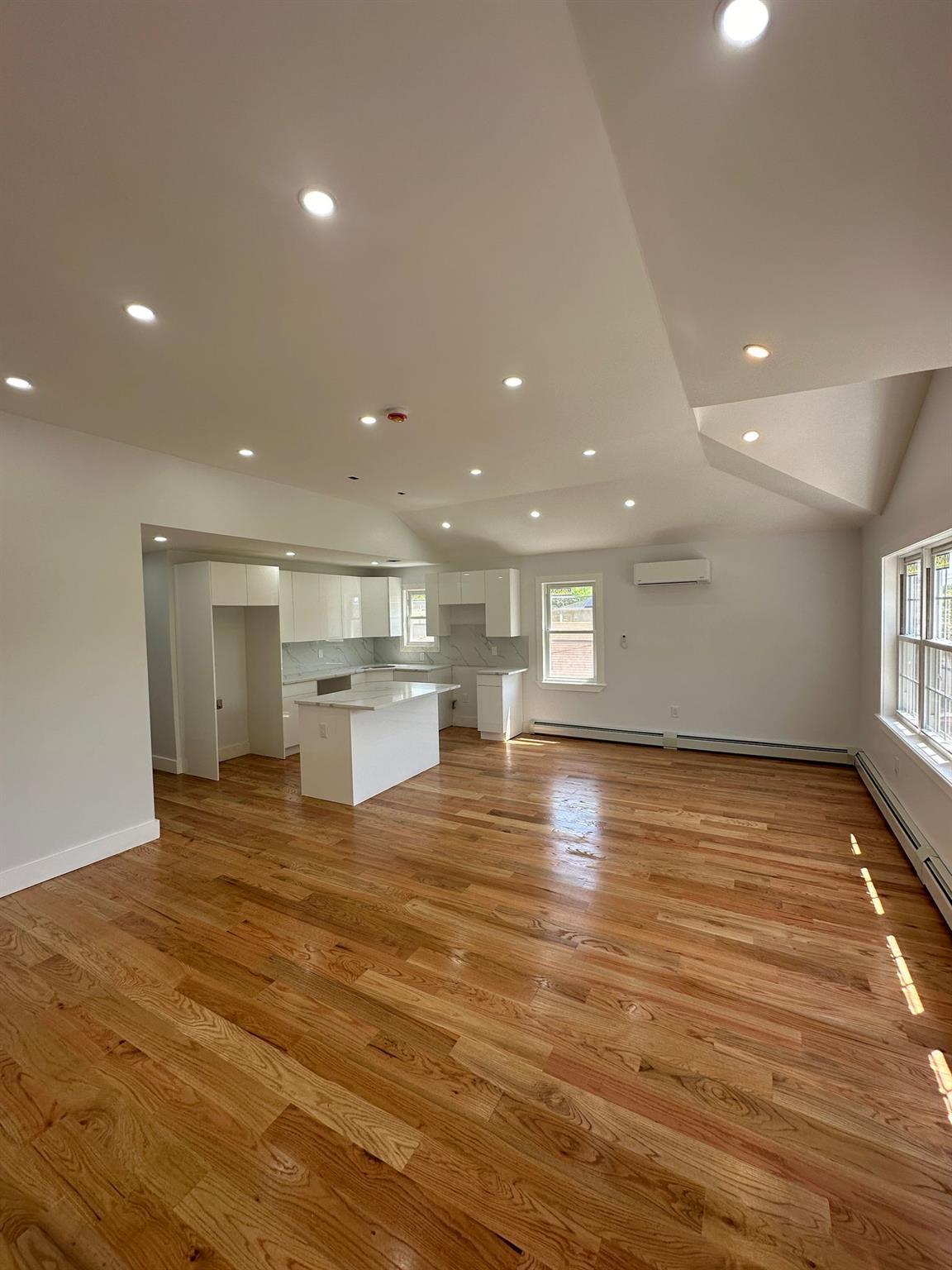 Single Family 147  Queens, NY 11422, MLS-886671-8