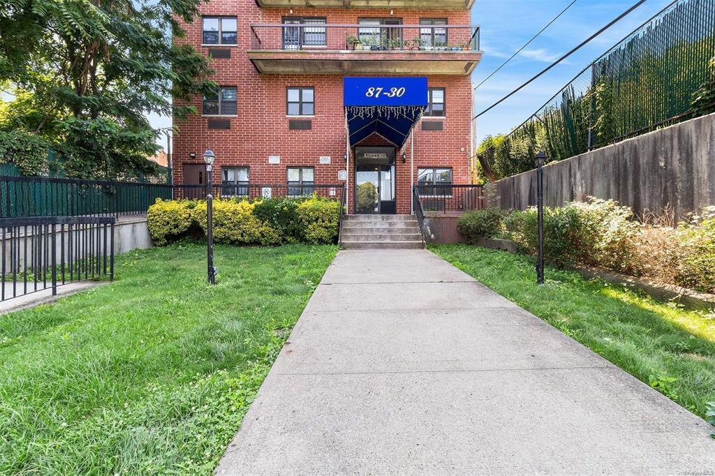 Condo 62nd  Queens, NY 11374, MLS-886681-11