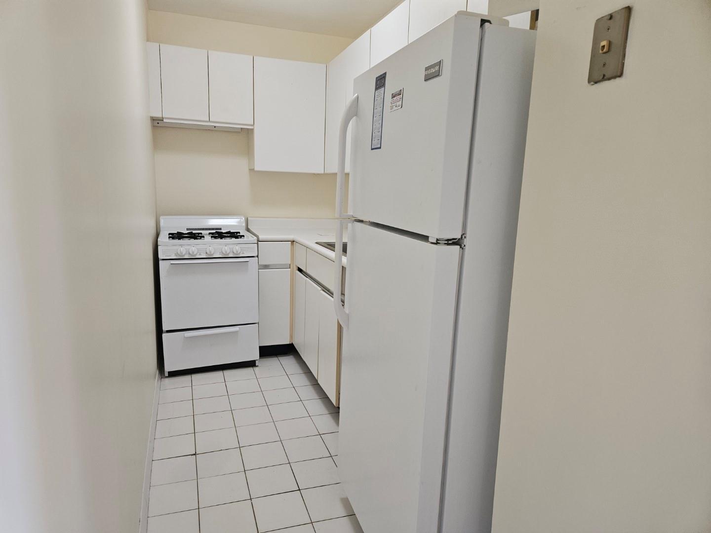 Condo 62nd  Queens, NY 11374, MLS-886681-2