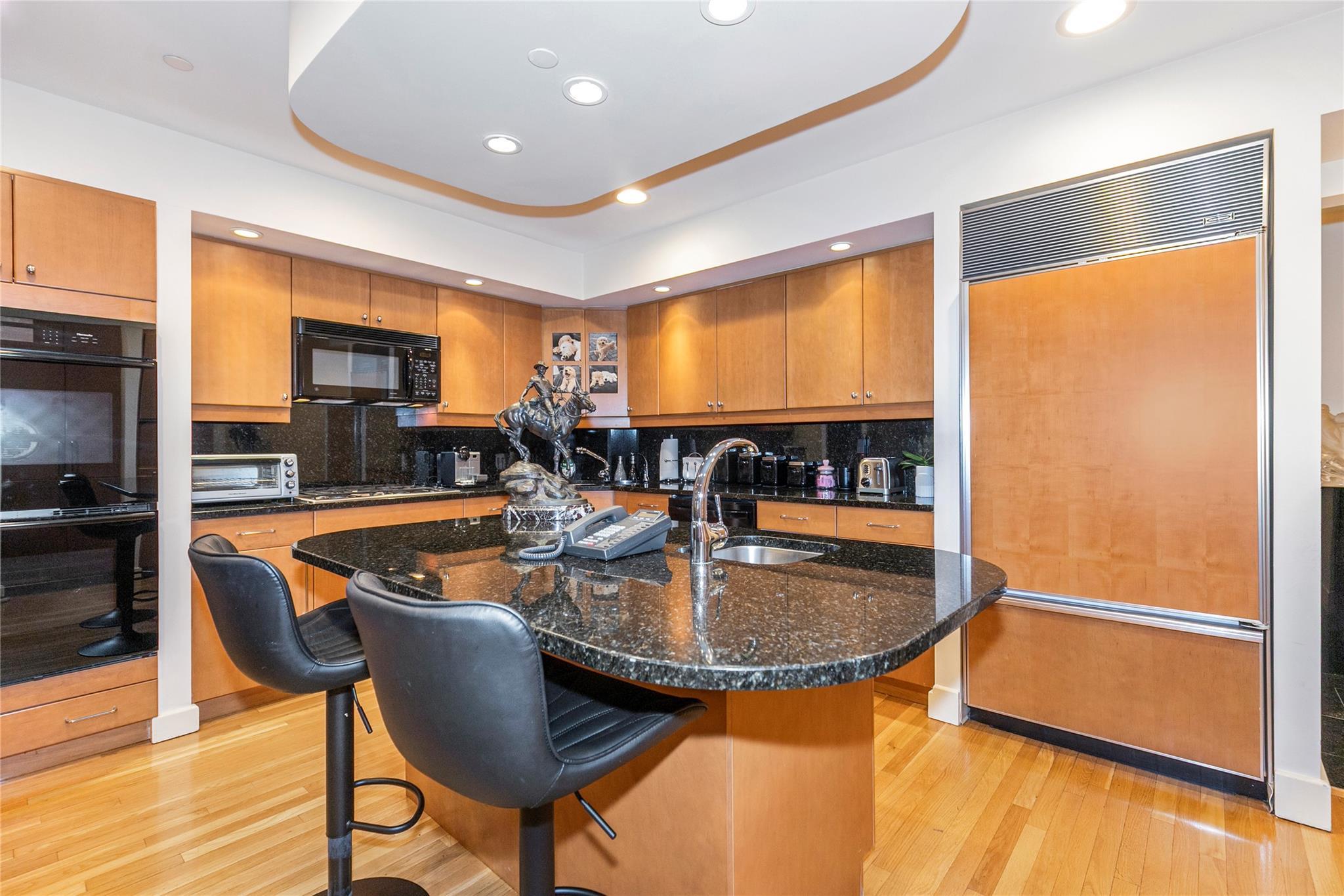 Condo Portico  Nassau County, NY 11021, MLS-886717-17