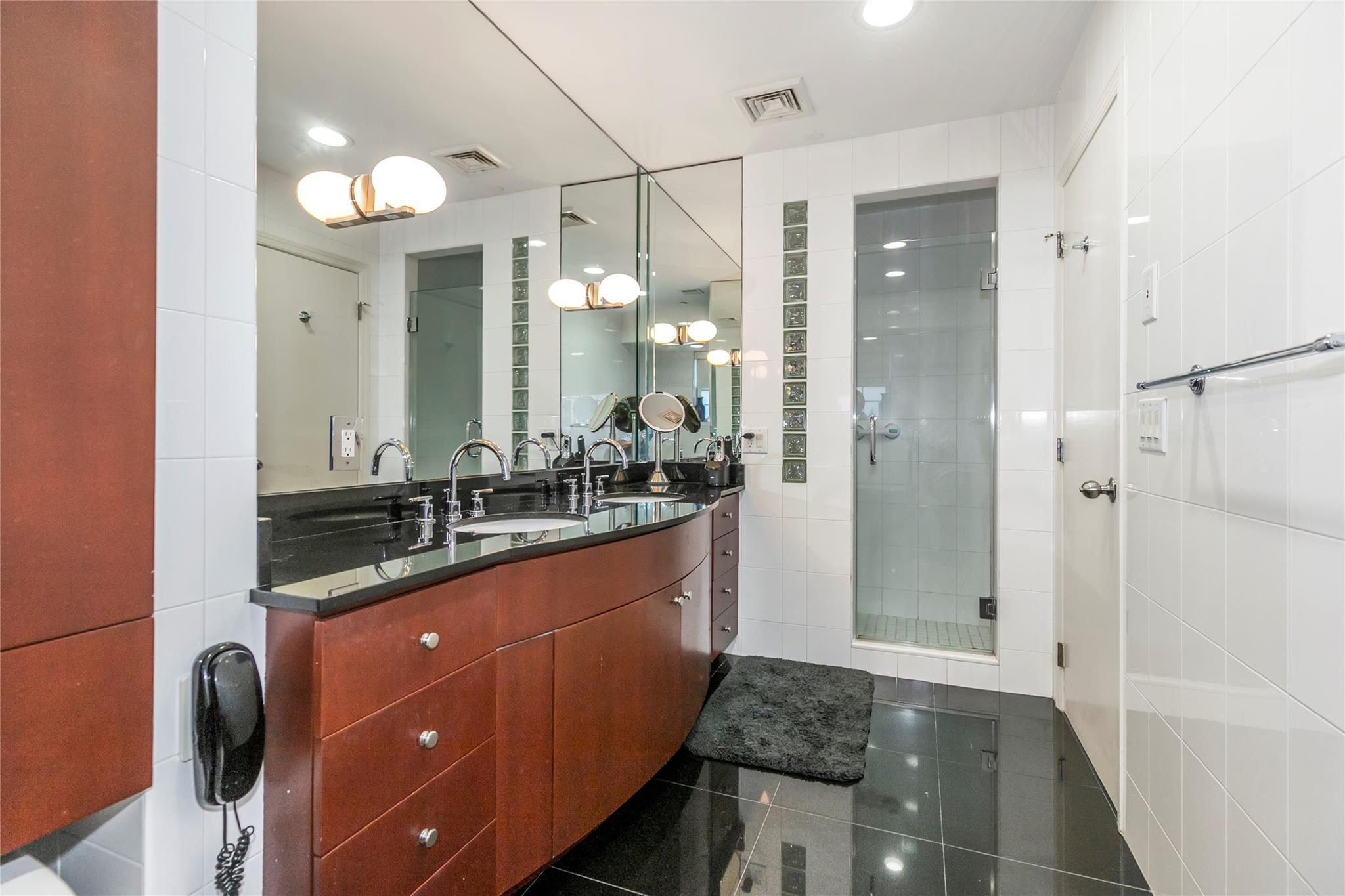 Condo Portico  Nassau County, NY 11021, MLS-886717-24