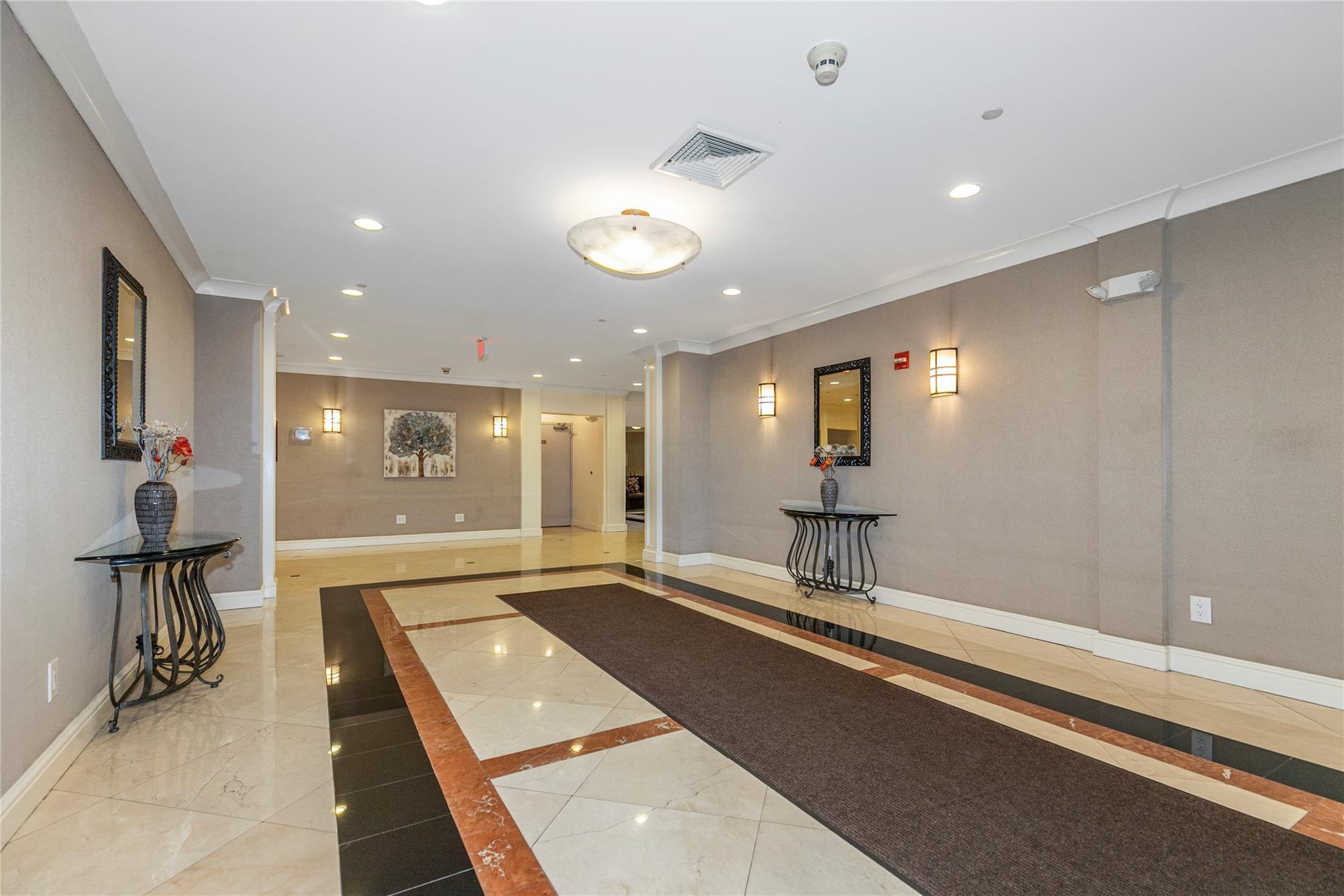 Condo Portico  Nassau County, NY 11021, MLS-886717-4
