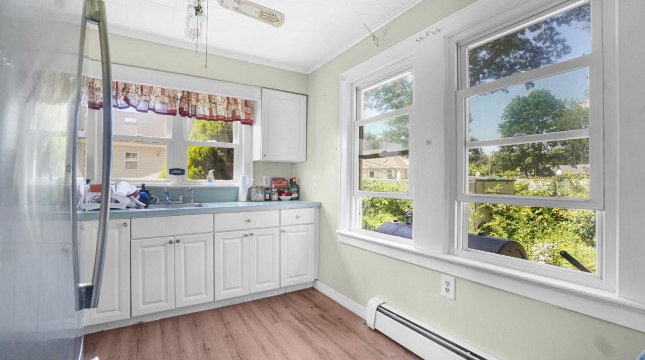 Single Family Maywood  Suffolk County, NY 11951, MLS-886722-6