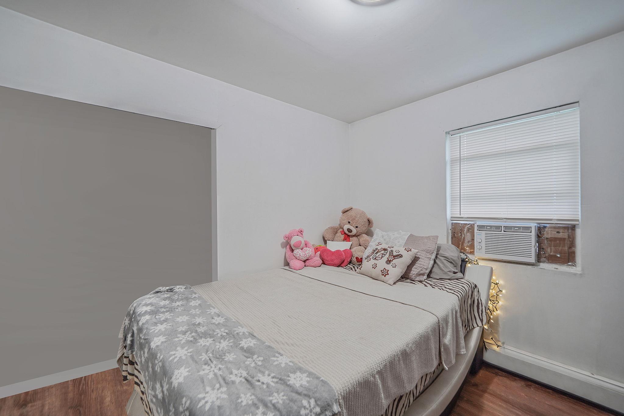 Single Family Taylor  Suffolk County, NY 11772, MLS-886728-12