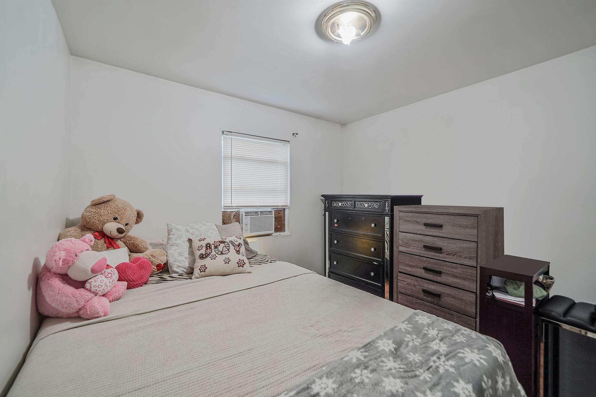Single Family Taylor  Suffolk County, NY 11772, MLS-886728-13