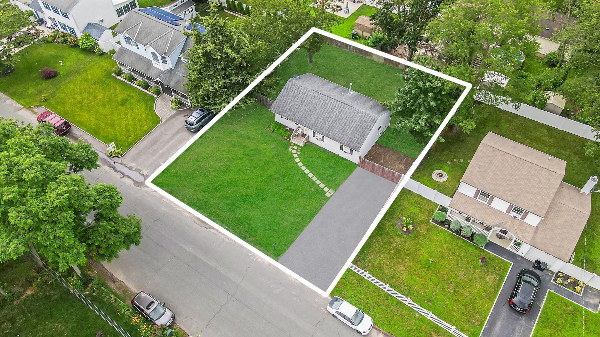 Single Family Taylor  Suffolk County, NY 11772, MLS-886728-17