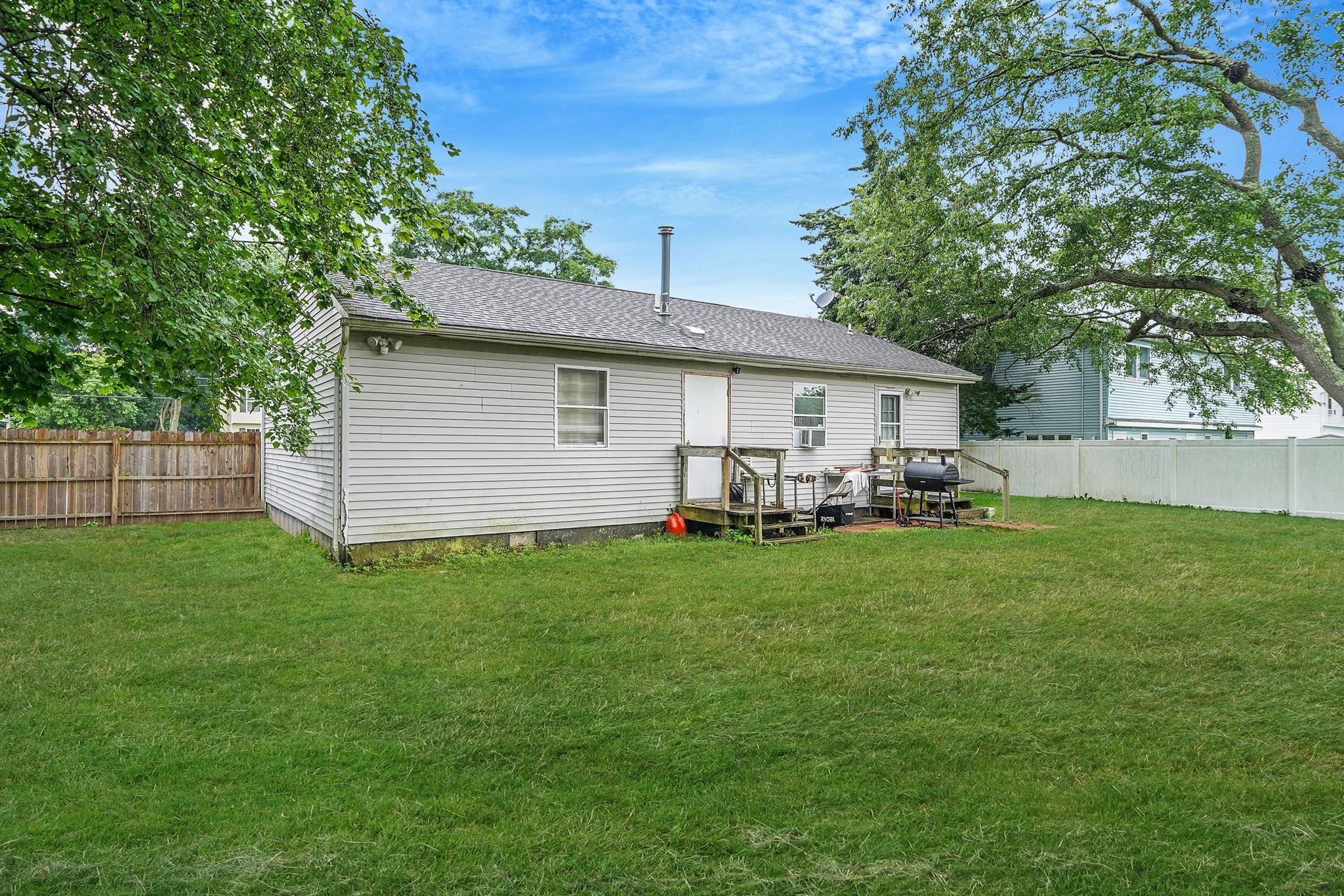 Single Family Taylor  Suffolk County, NY 11772, MLS-886728-21