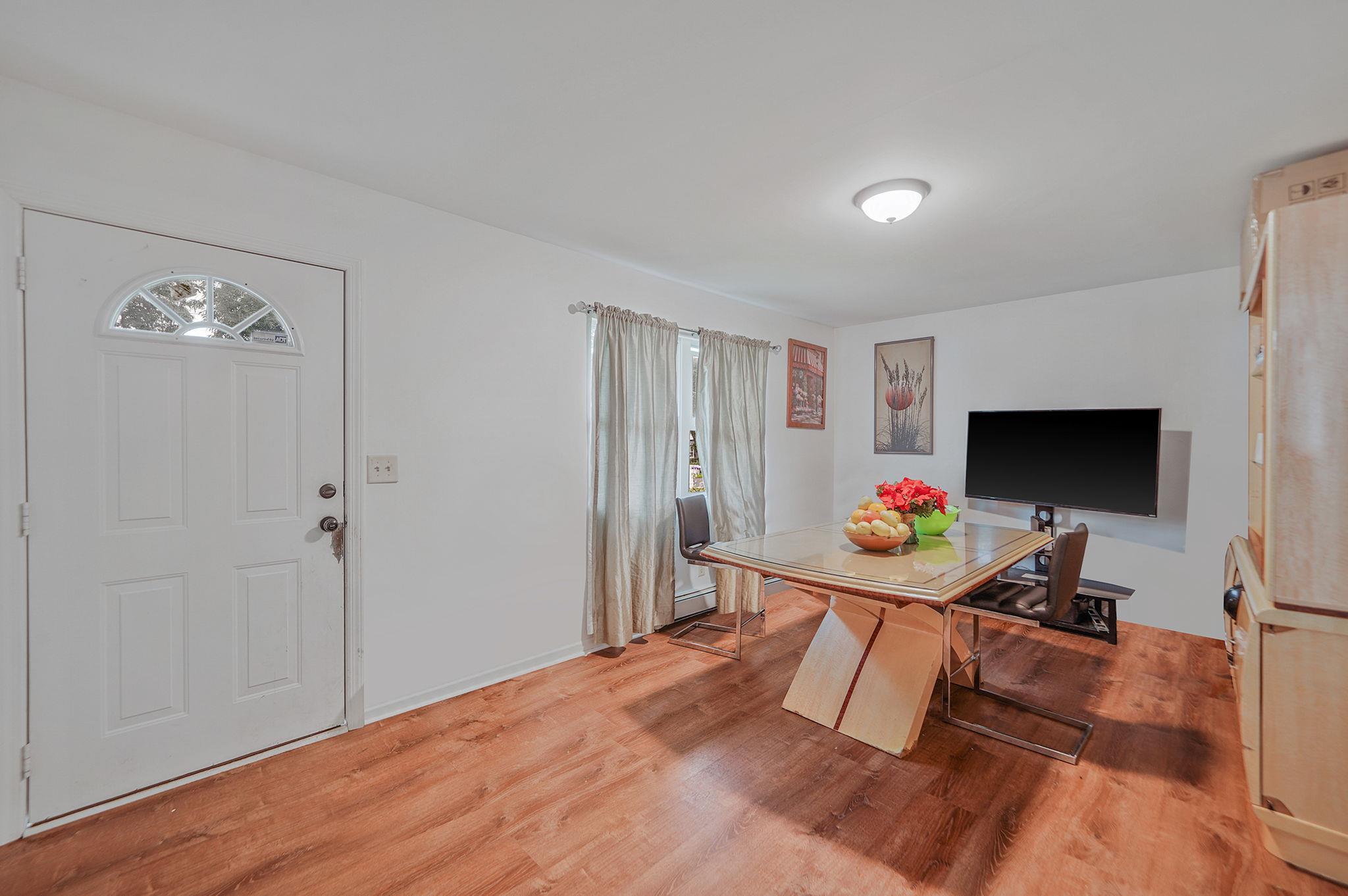 Single Family Taylor  Suffolk County, NY 11772, MLS-886728-3