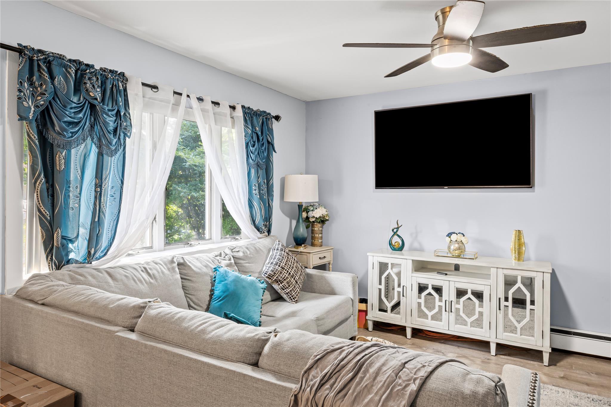Single Family Superior  Suffolk County, NY 11776, MLS-886754-18