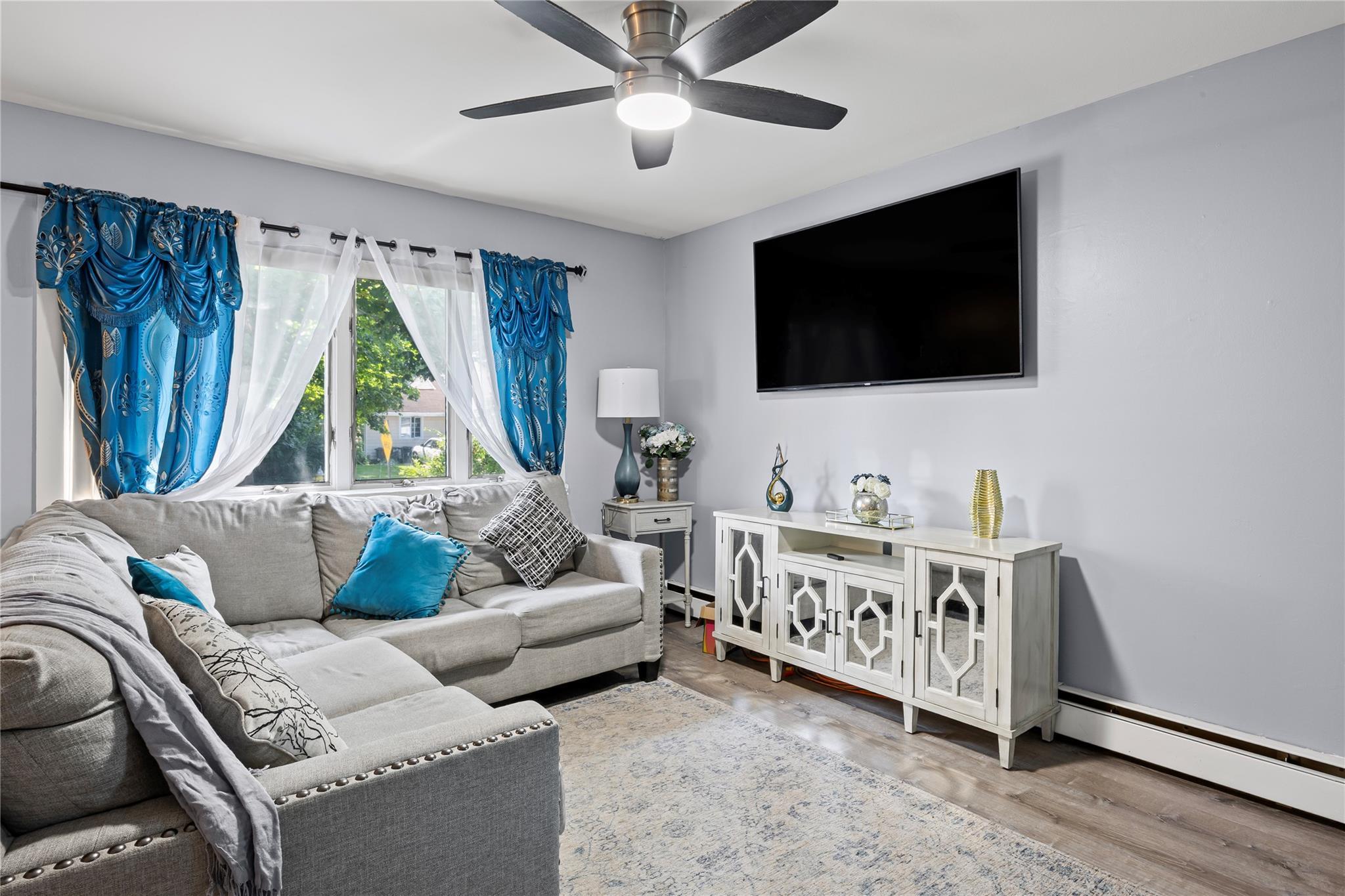 Single Family Superior  Suffolk County, NY 11776, MLS-886754-28