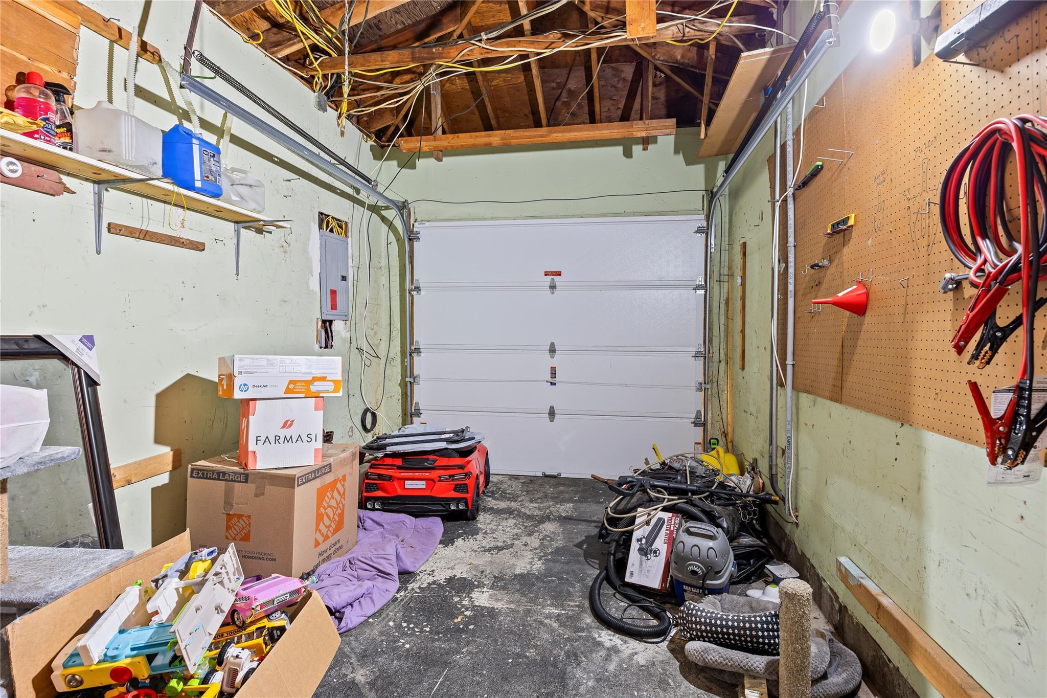 Single Family Superior  Suffolk County, NY 11776, MLS-886754-36