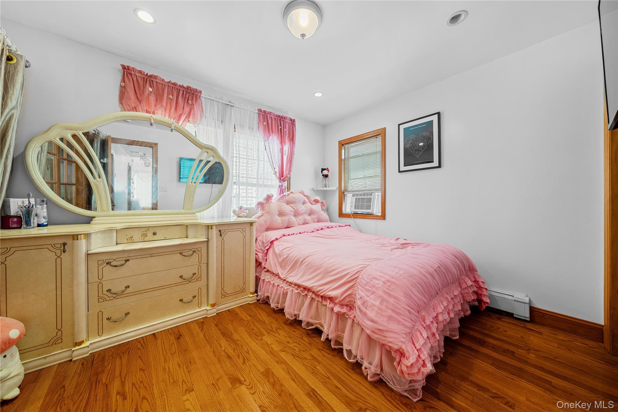 Single Family Nebraska  Nassau County, NY 11561, MLS-886757-25