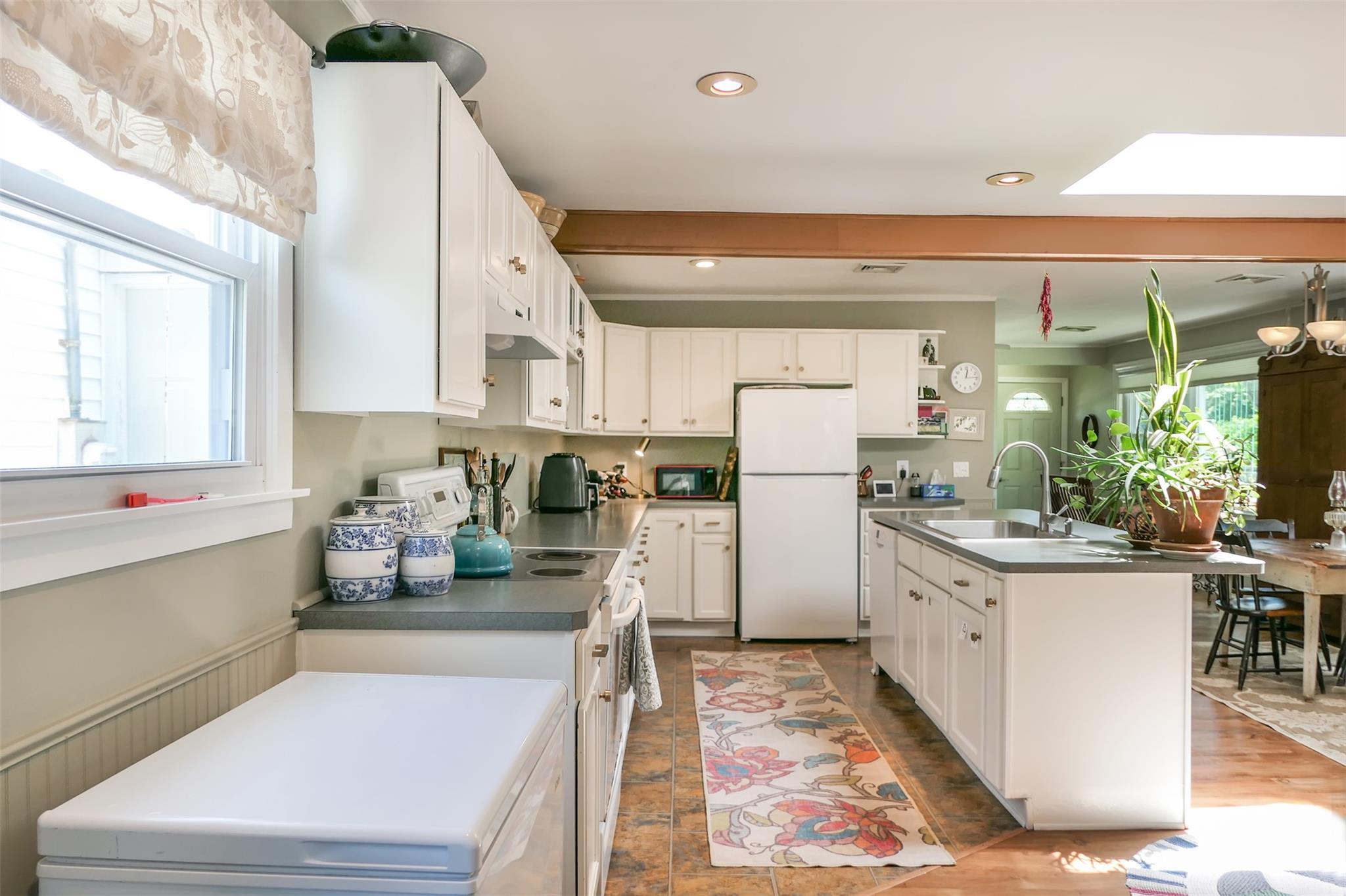 Single Family Clover  Suffolk County, NY 11719, MLS-886758-10